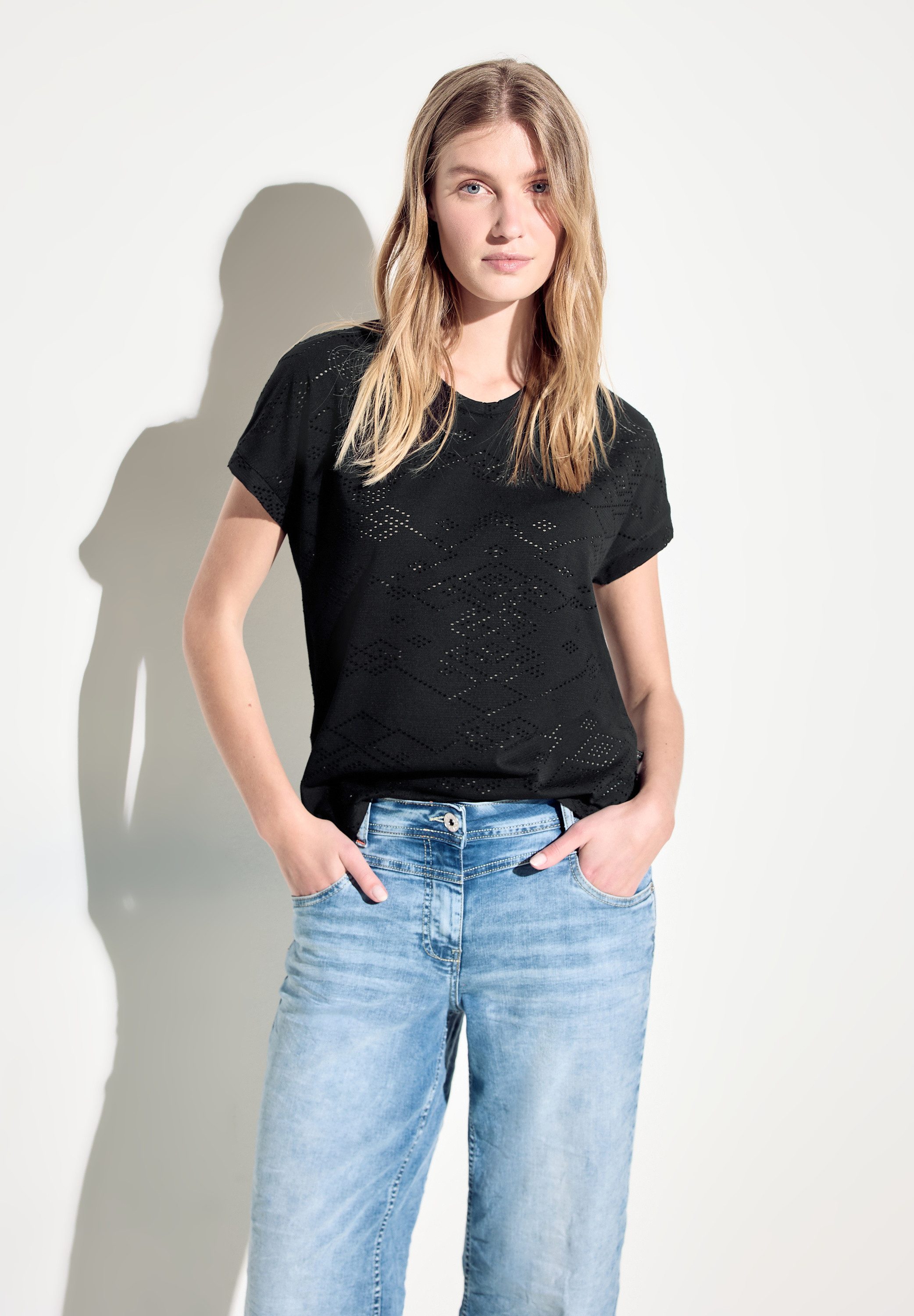 CECIL T-Shirt mit Lochmuster in Ornamentform günstig online kaufen