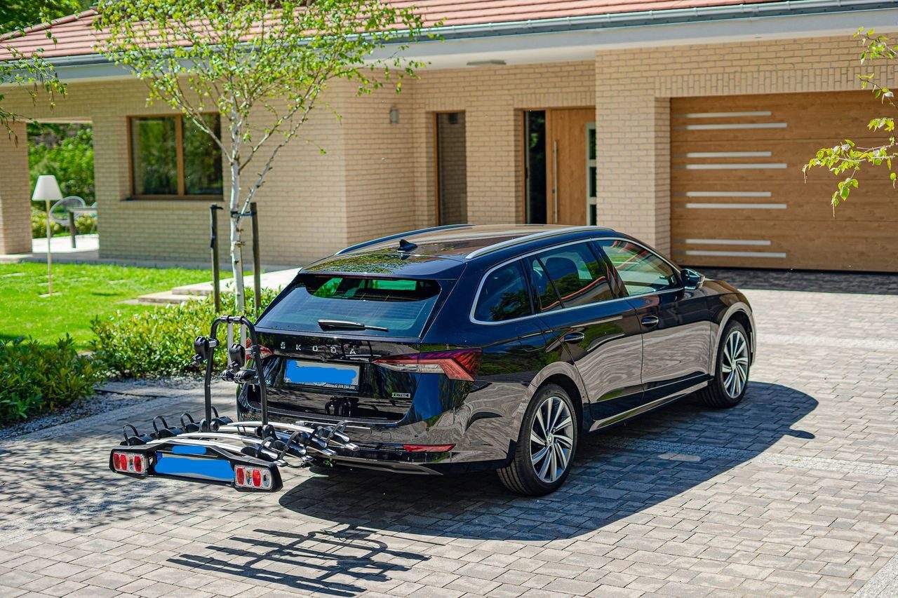 Grundig 9-3F bicycle carrier for trailers (bicycle carrier for 3 bicycles), 45 kg load capacity, 3 bicycles at 15 kg each
