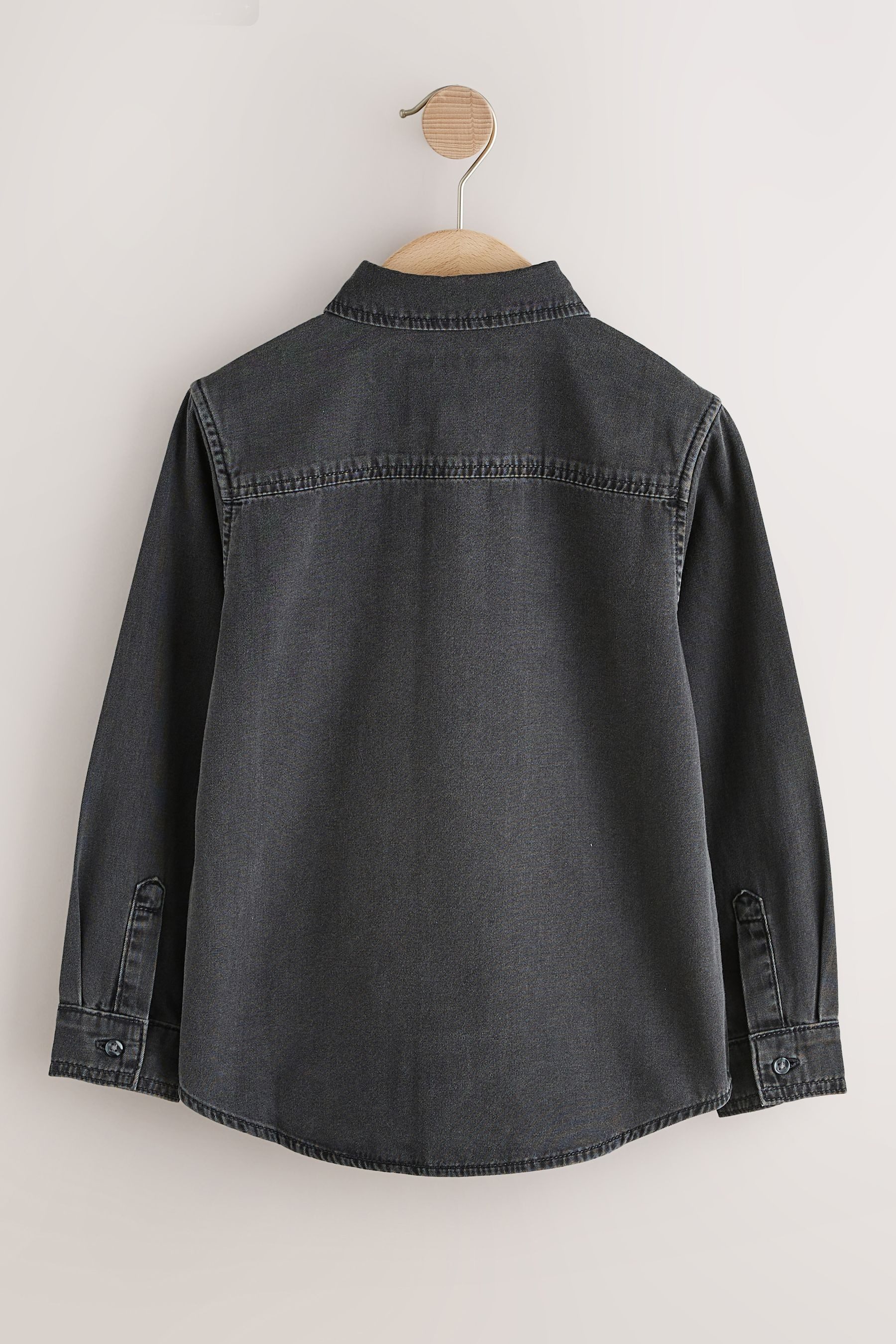 Next Langarmhemd Langärmeliges Hemd aus Denim (1-tlg) – Bild 2 von 5