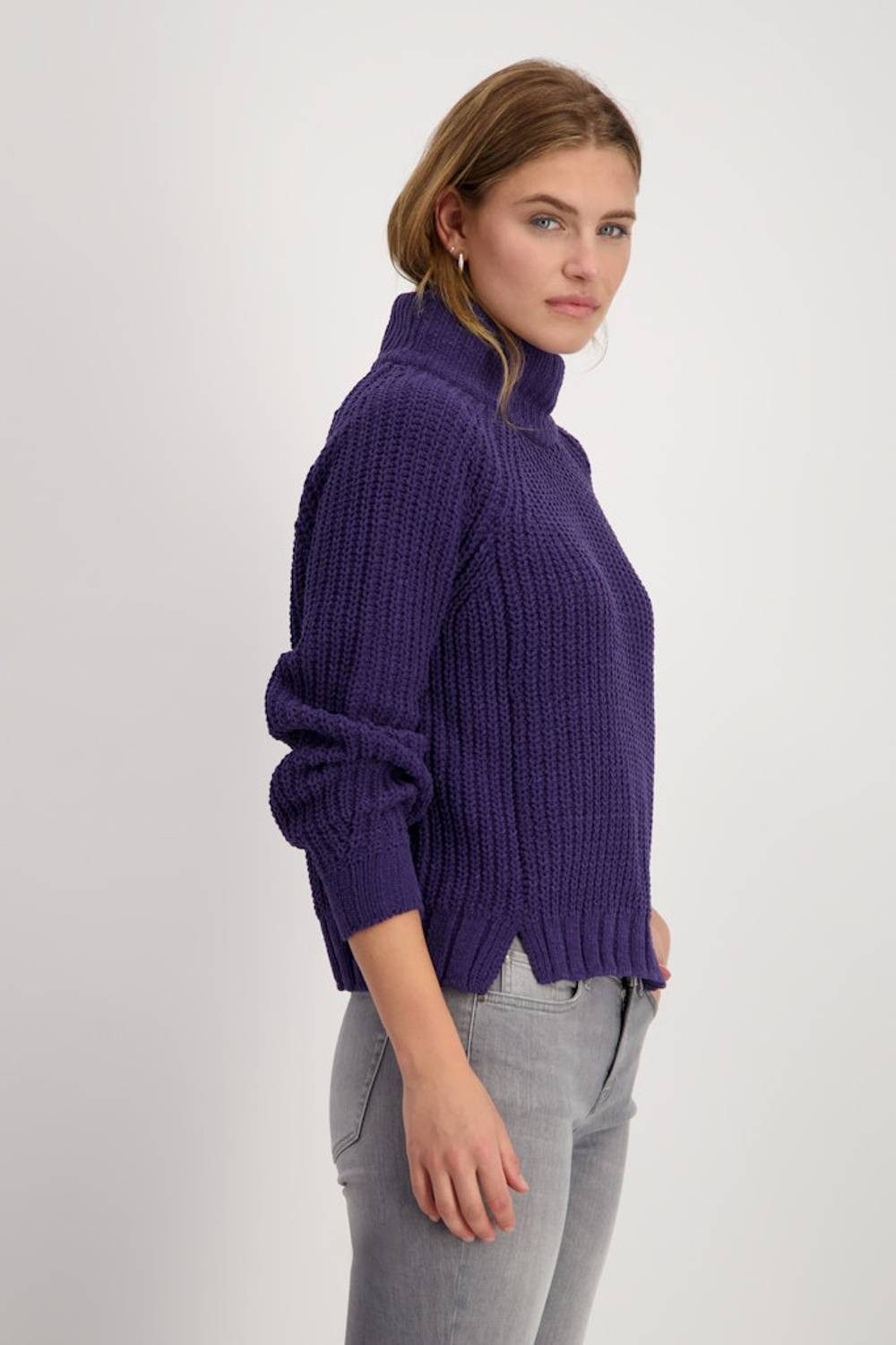 Monari Rundhalspullover kuschelig weich Kuscheliges Chenille-Garn mit trendigem Perlfangmuster