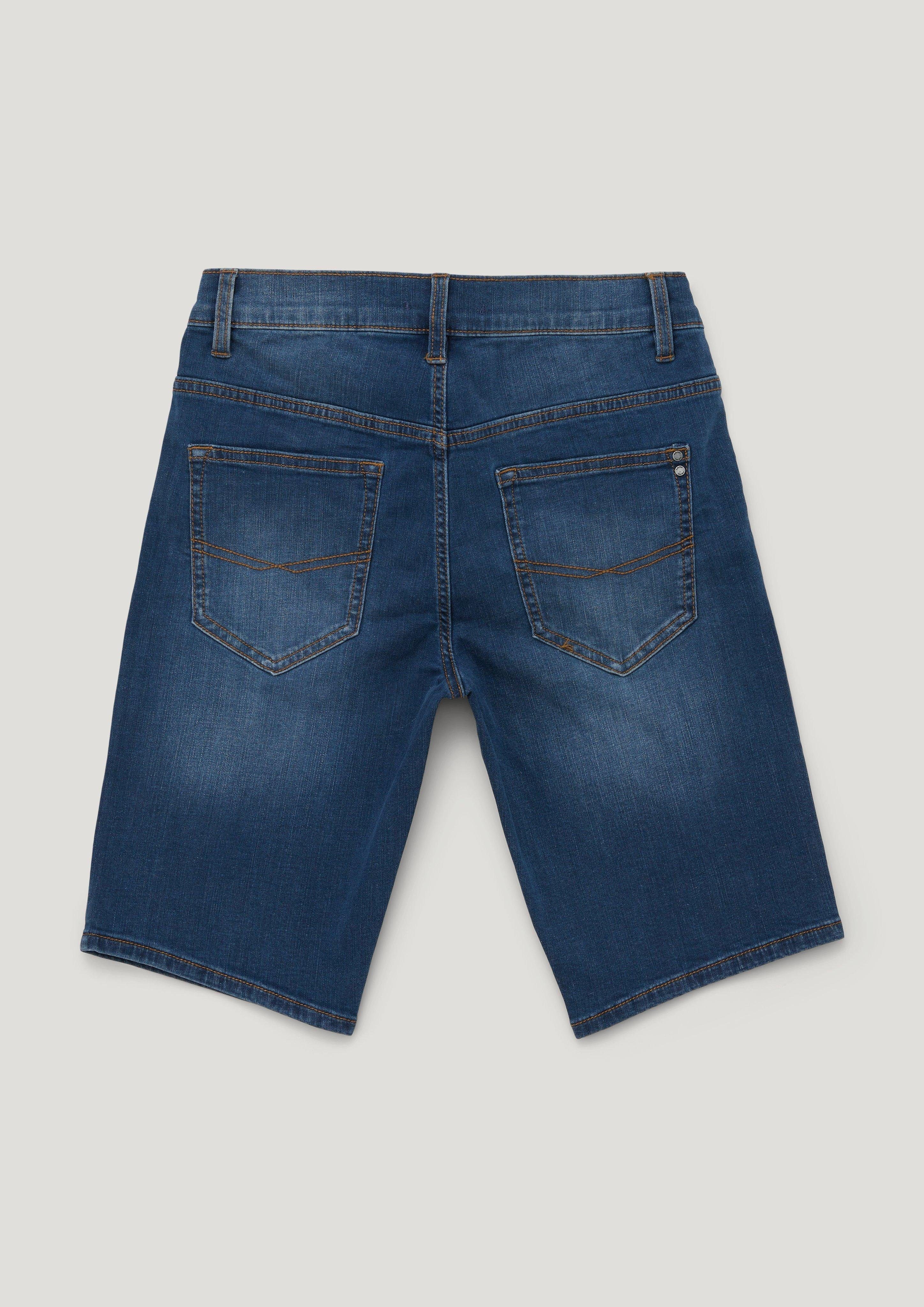 Jeans-Bermuda Kontrastnähte, / Slim Mid Waschung Fit / Jeansshorts / Seattle Leg Rise Regular s.Oliver