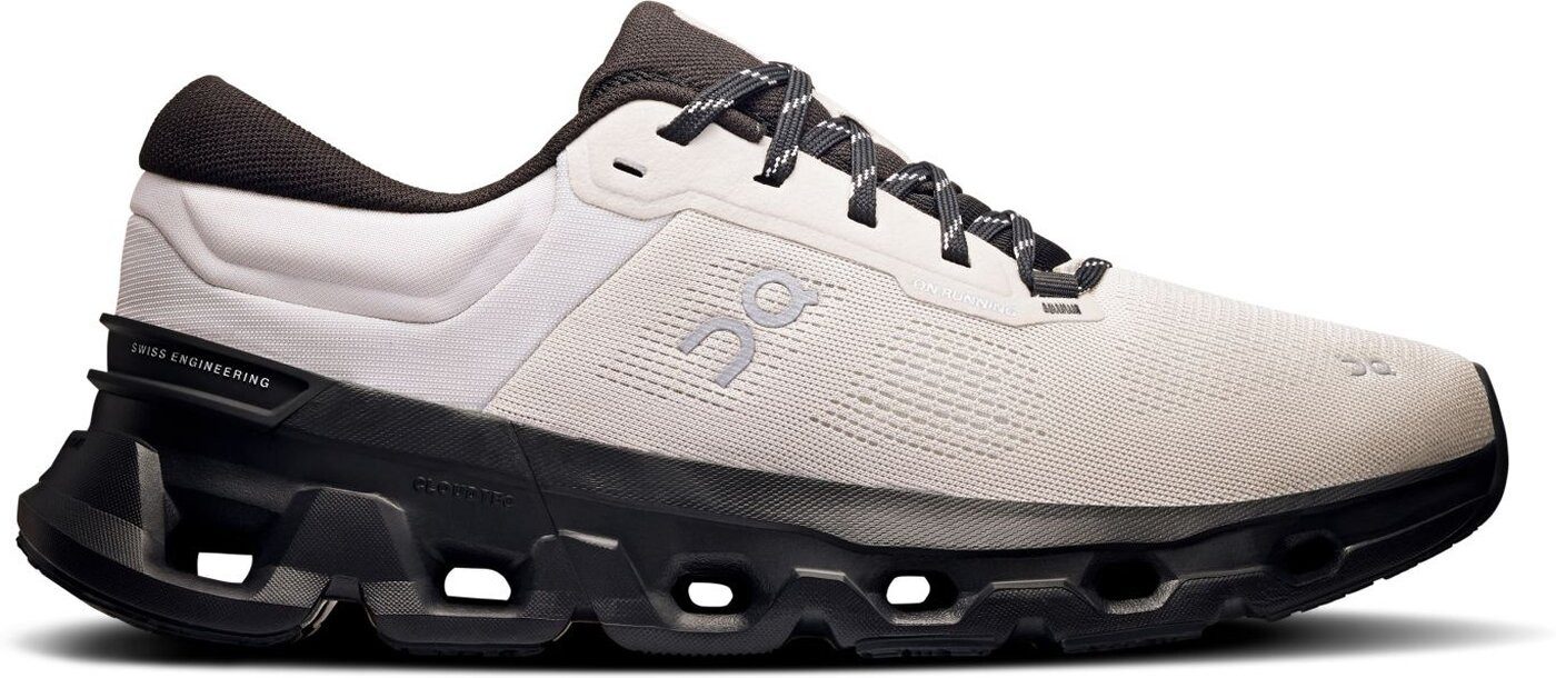 ON RUNNING Cloudflyer 5 Wolf / Black Laufschuh