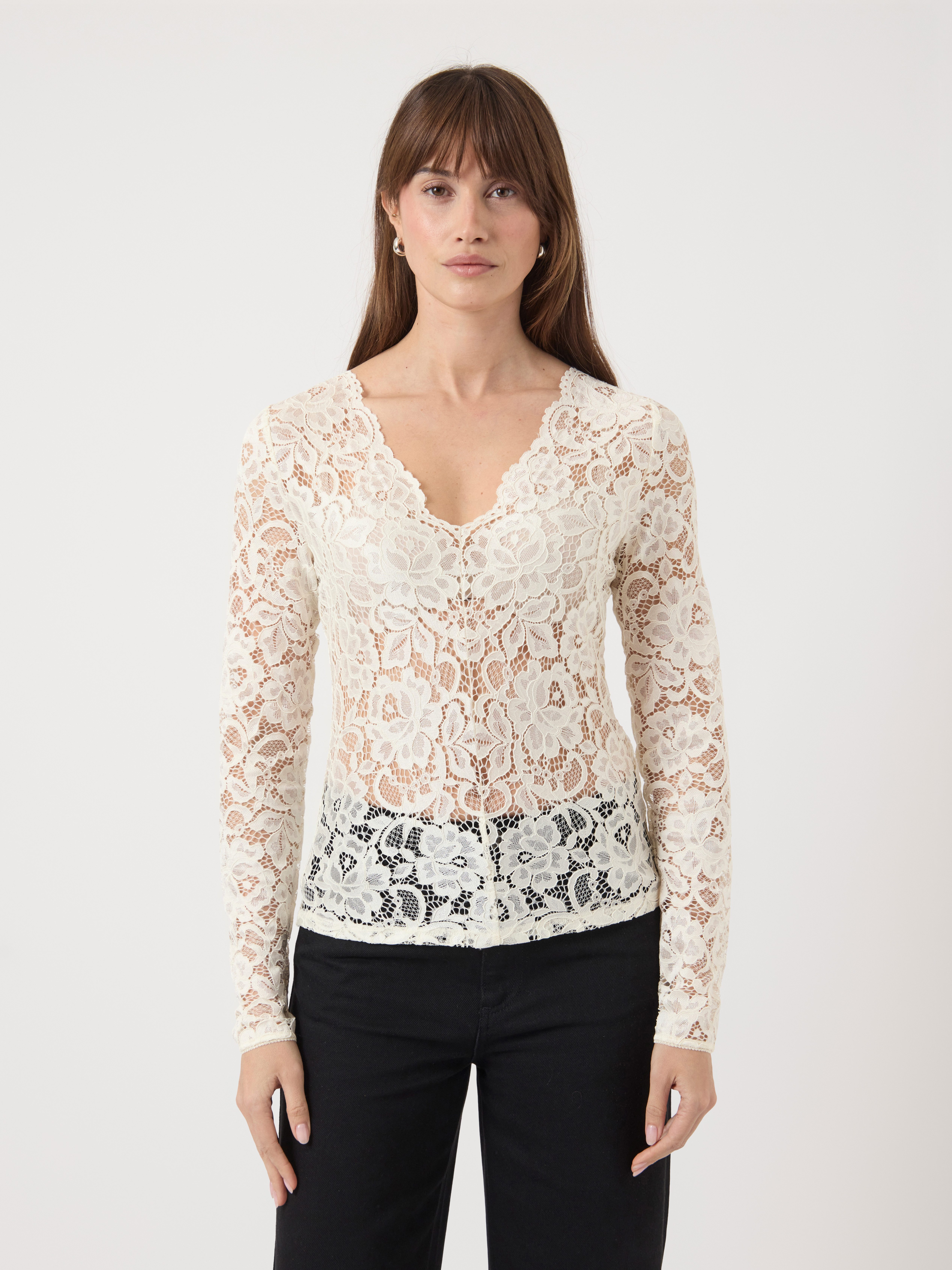 Y.A.S Spitzenshirt YASLACEY LS V-NECK LACE TOP S. NOOS günstig online kaufen