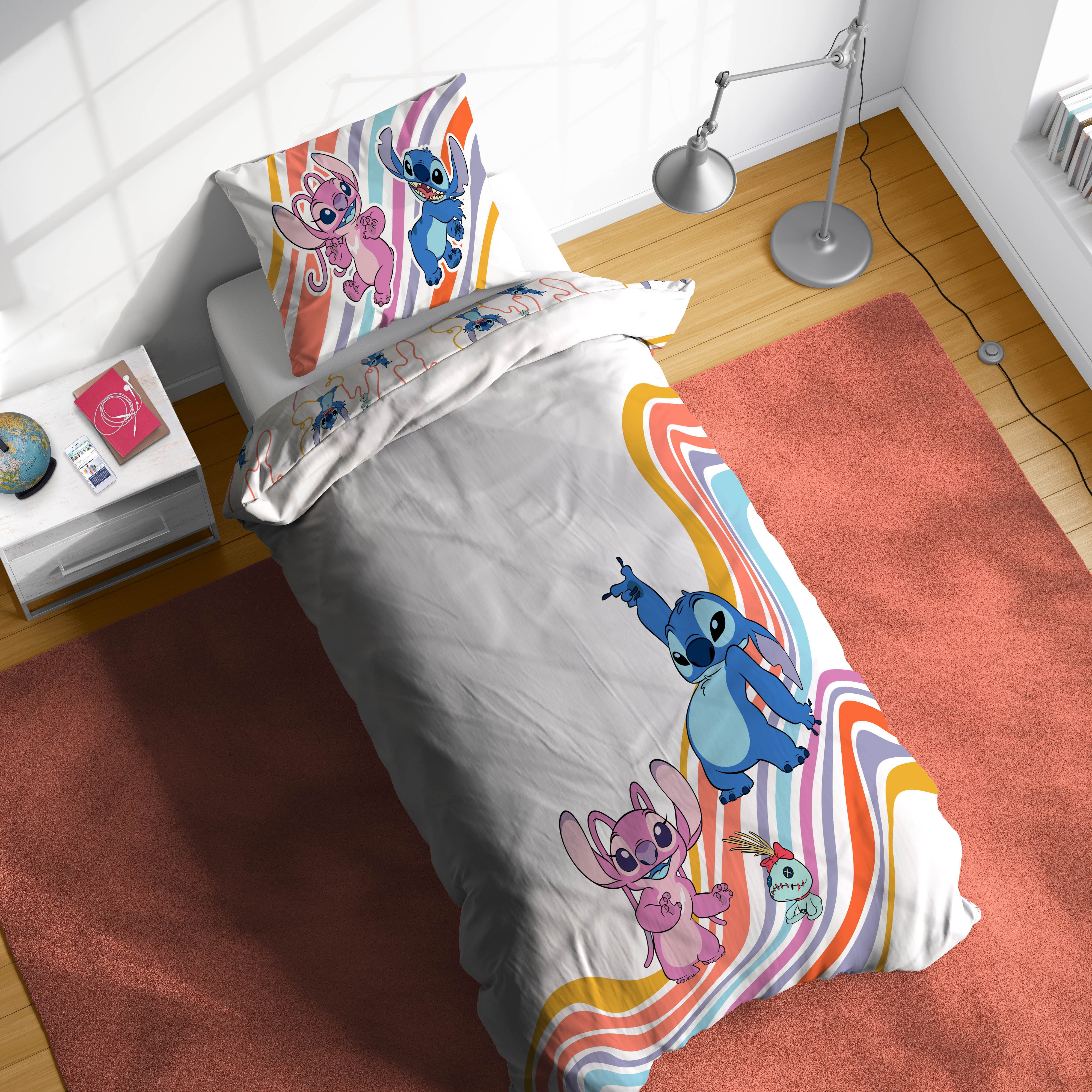 Disney Kinderbettwäsche Disney Lilo & Stitch Bettbezug-Set 135x200 cm + Kissenbezug 80x80 cm, Washed Cotton, 2 teilig, 100 % Baumwolle, maschinenwaschbar, wendbar