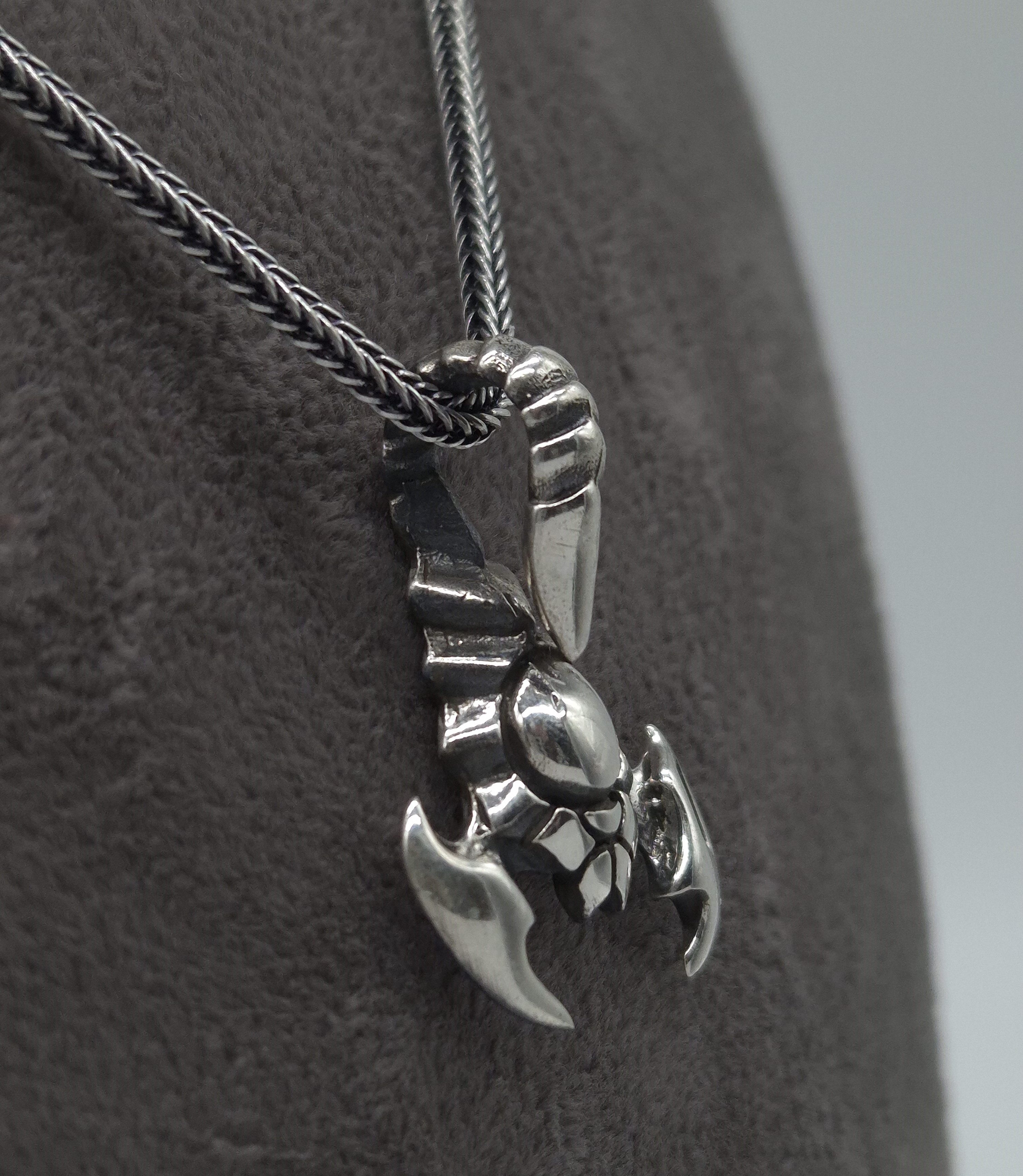 NAHLE Kette mit Anhänger Silber Skorpion mit Silber Fuchsschwanz Kette (2-tlg., 1 Skorpion-Silberkette + edle Geschenkbox), 925 Silber Skorpion-Kette, Fuchsschwanz-Design – stark & elegant