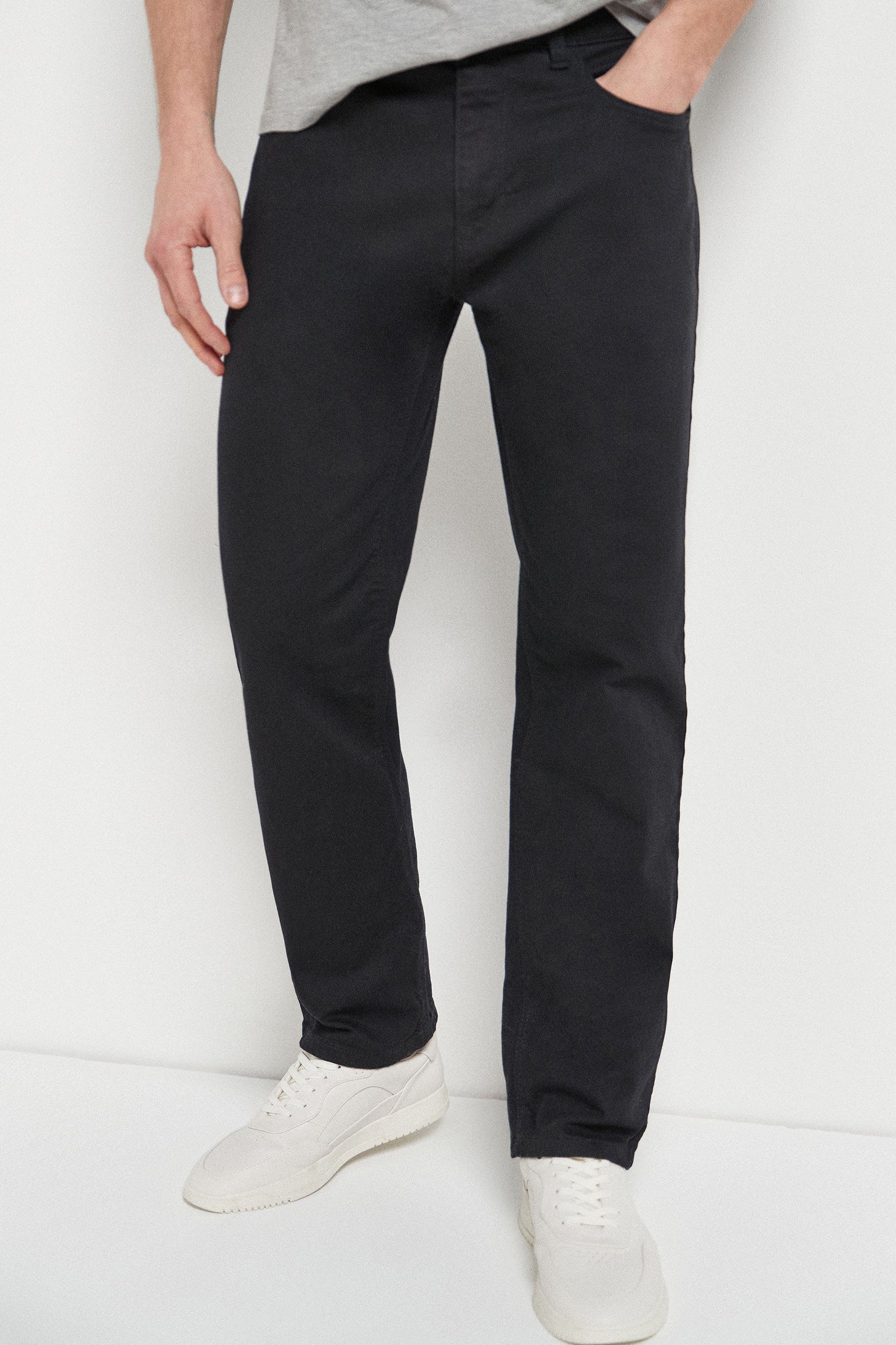 Fit Straight-Jeans Stretch-Jeans Black Next Solid (1-tlg) Straight