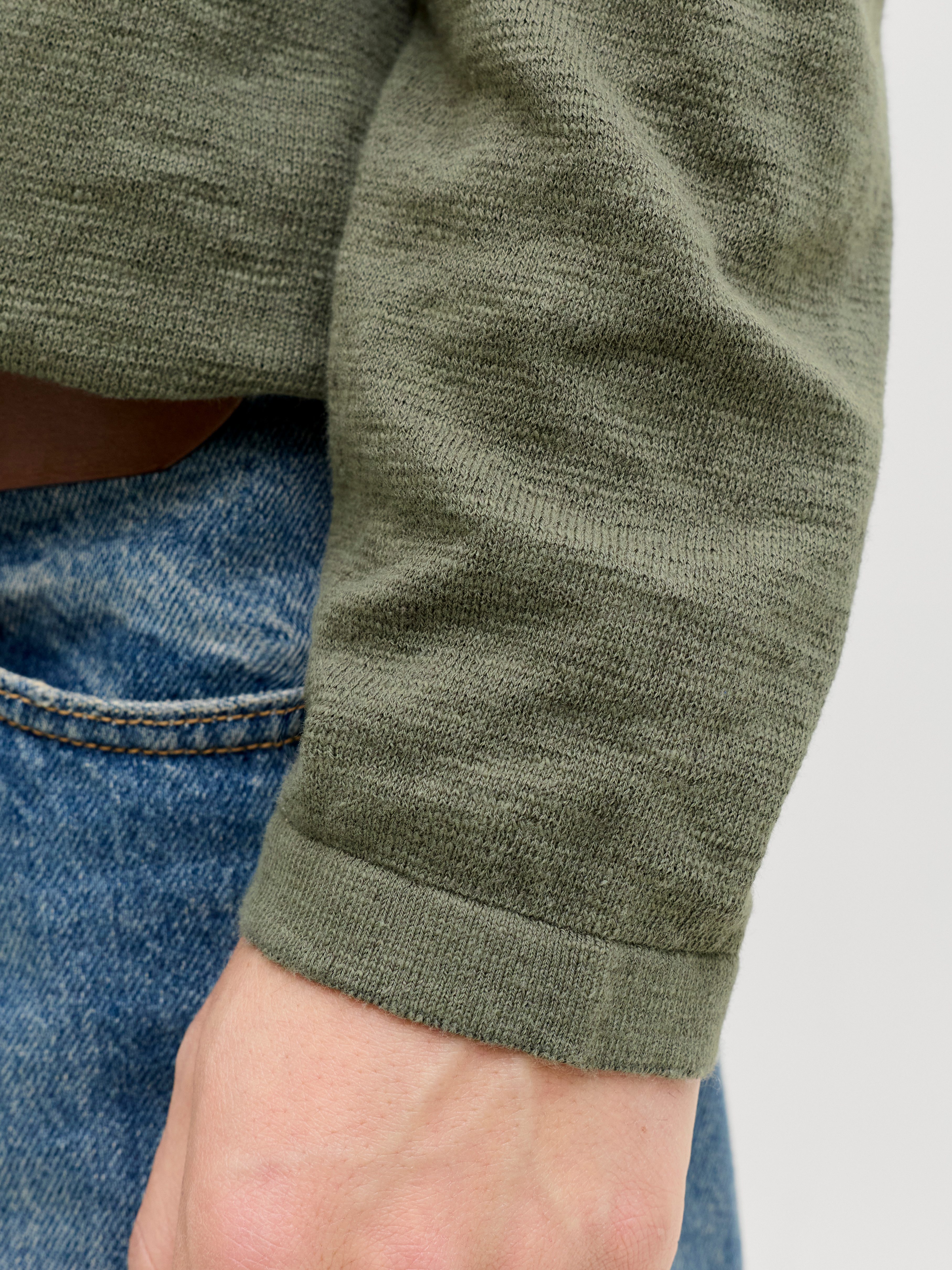 Jack & Jones Rundhalspullover JJESUMMER KNIT CREW NECK SN mit Rundhalsausschnitt