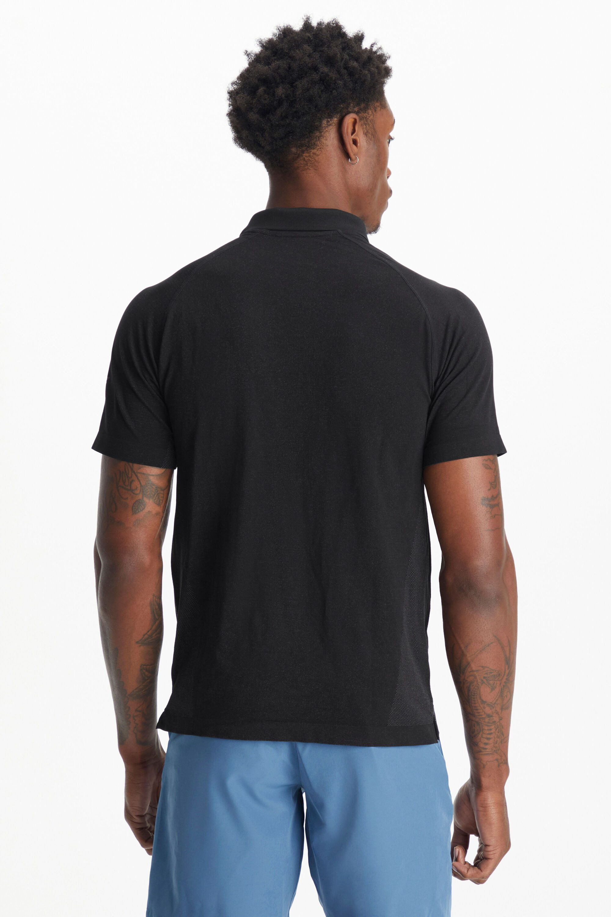 Fabletics Poloshirt The Training Day (1-tlg) aus ultraleichtem, schweißableitenden Performance-Stoff