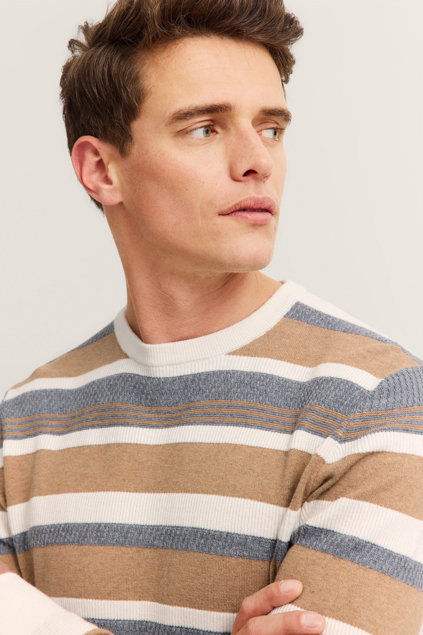 bugatti Rundhalspullover Regular Fit gestreift aus Kaschmir-Mix
