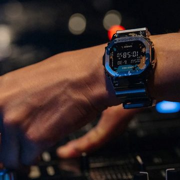 CASIO G-SHOCK Digitaluhr Casio G-Shock GM-5600SS-1ER "Streetspirit" (Multi)