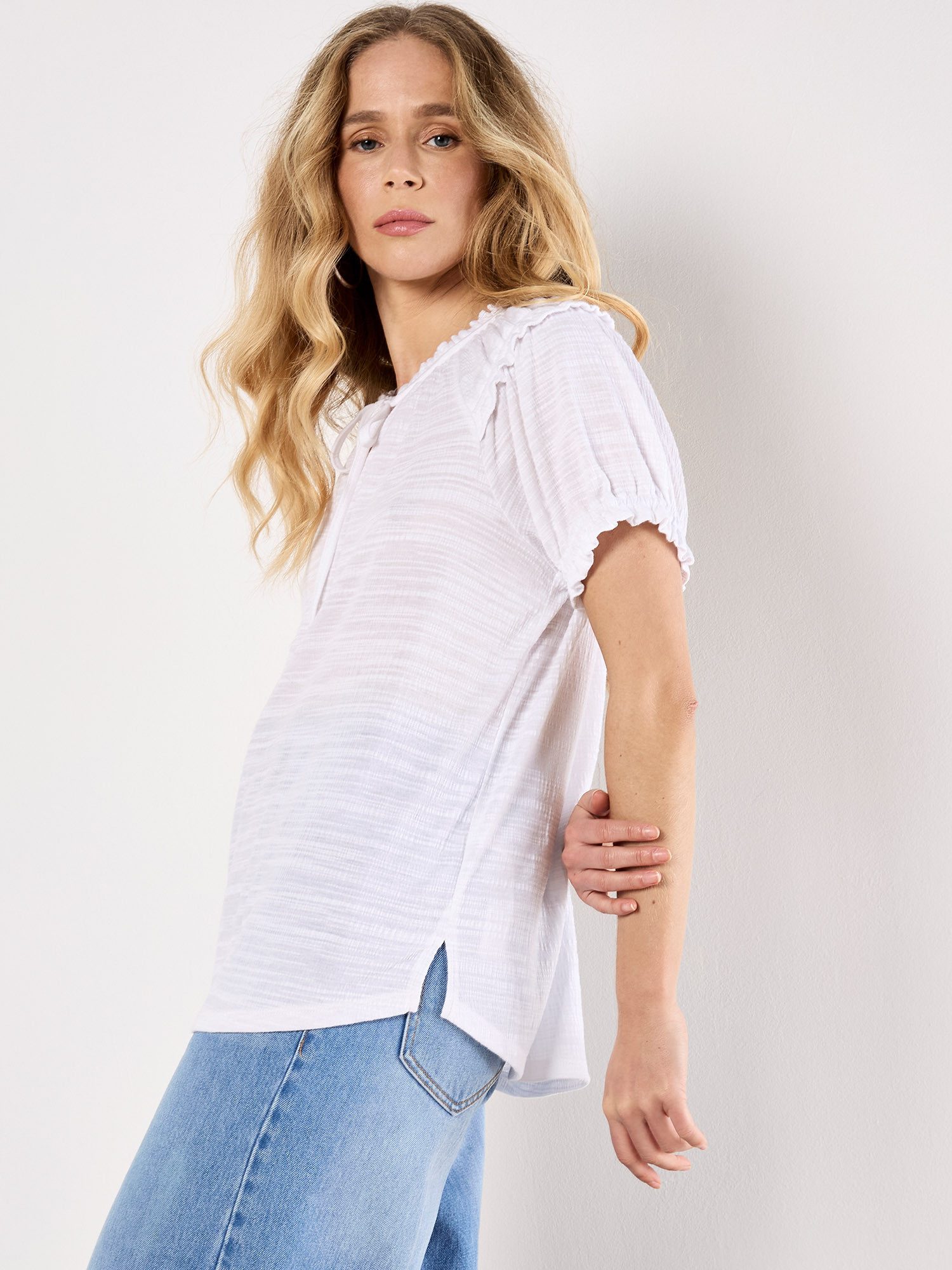 Apricot T-Shirt Jersey-T-Shirt mit Rüschendetail