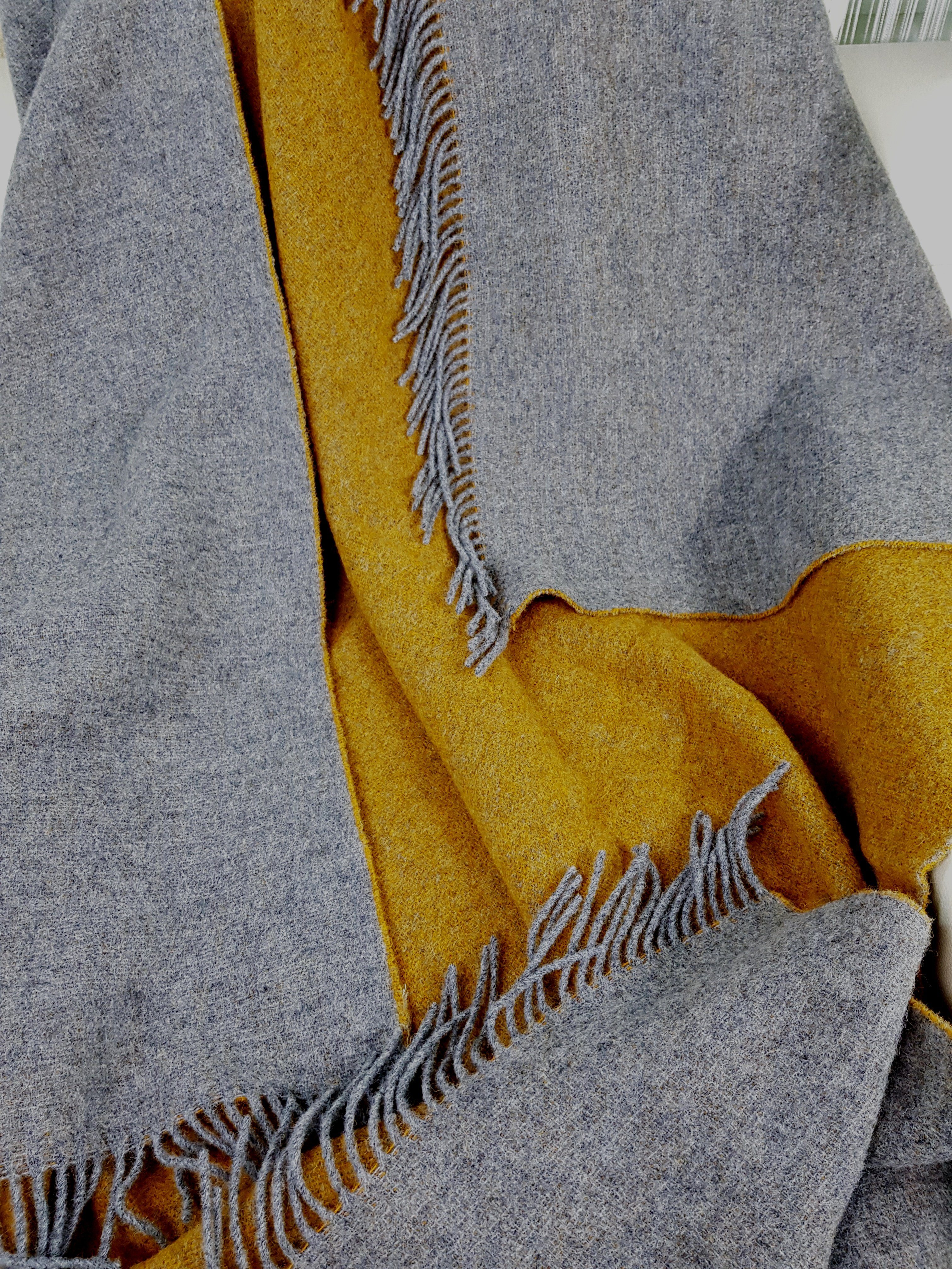 Wolldecke Wolldecke TIROL (doubleface) aus 100% Schurwolle, Senf-Grau STTS