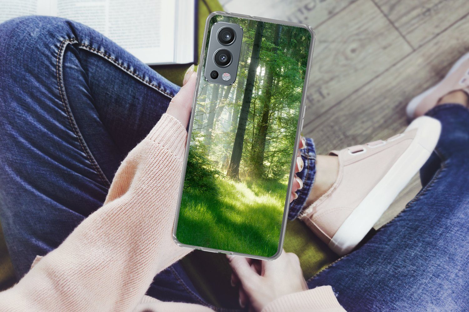 MuchoWow Handyhülle für OnePlus Nord 2 5G Natur - Bäume - Wald - Grün - Sonne - Gras - Pfl, Phone Case, Silikon, Schutzhülle Dünn