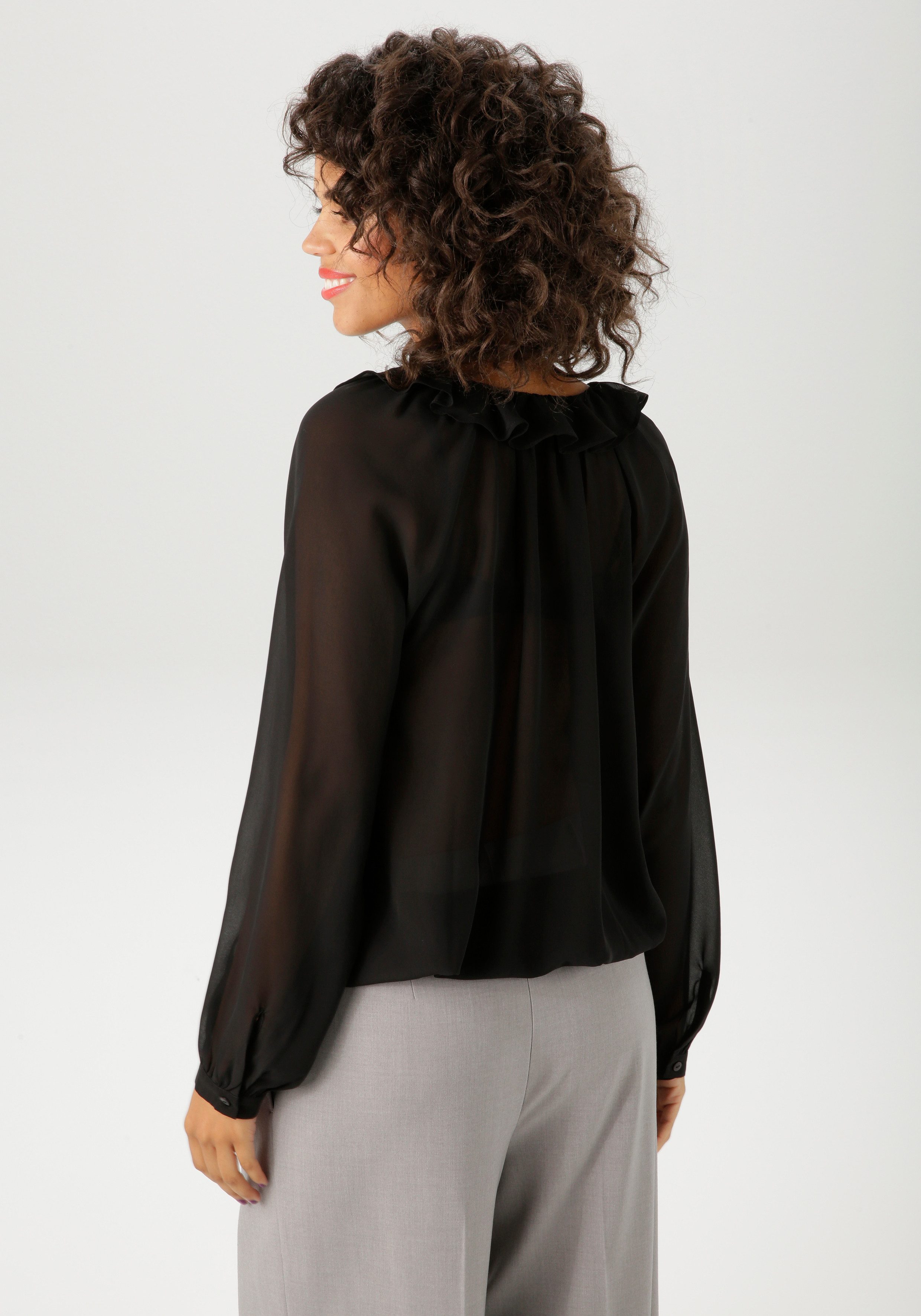 Aniston CASUAL Schlupfbluse mit Rüschen am V-Ausschnitt und im Vorderteil günstig online kaufen