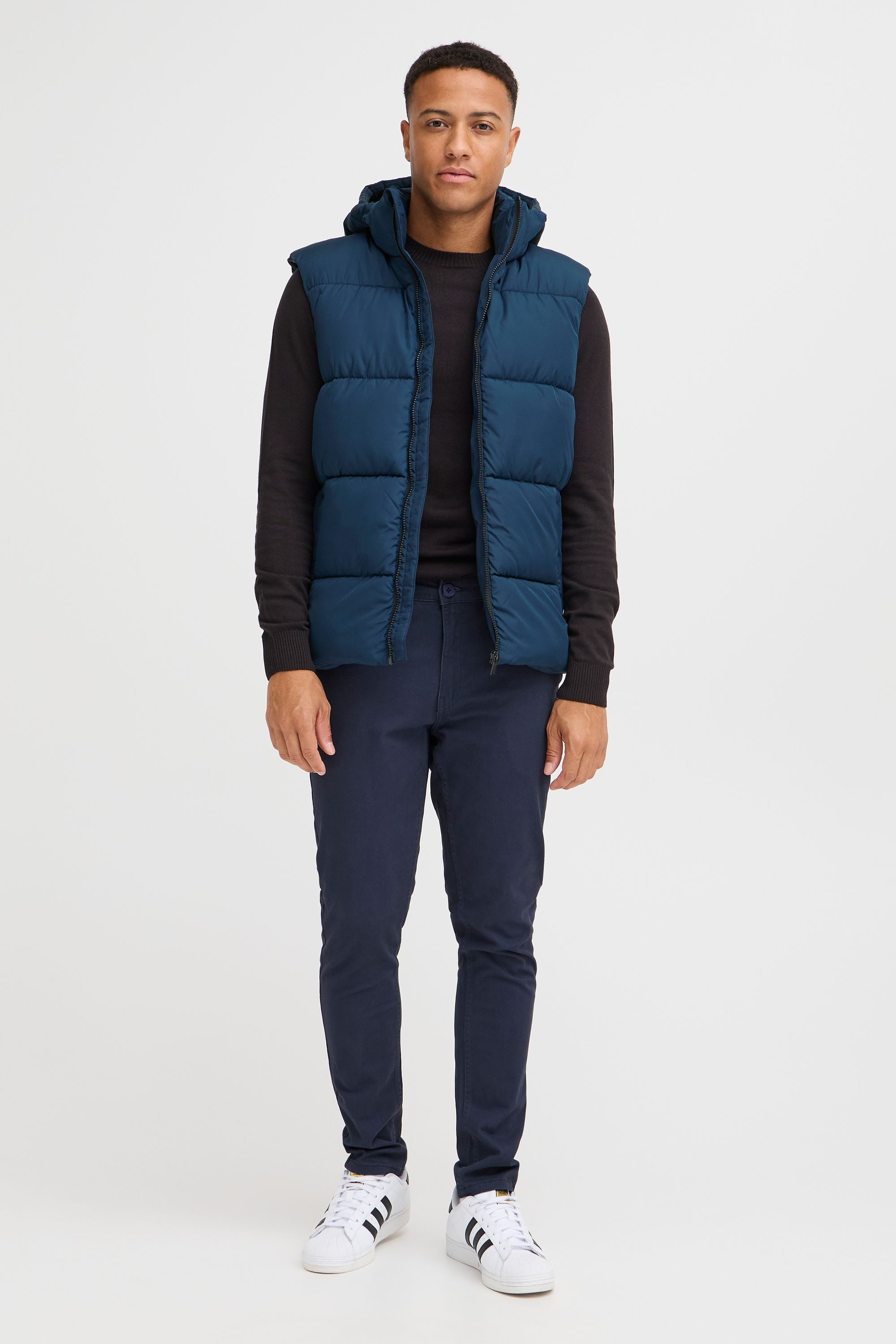 Blend Steppweste BHZipa Stilvolle Basic Steppweste mit Taschen