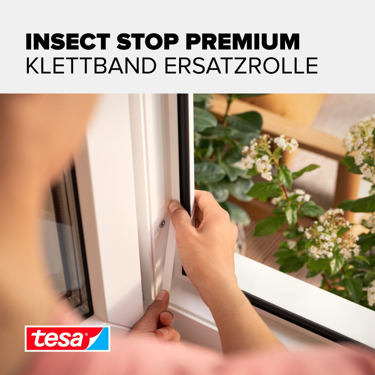 tesa Fliegengitter-Gewebe Klettband Premium - Ersatzrolle Für Fliegennetze - 560 cm, (Packung, 1-St., Selbstklebendes Klettband), zuschneidbar - Mückenschutz ohne Bohren
