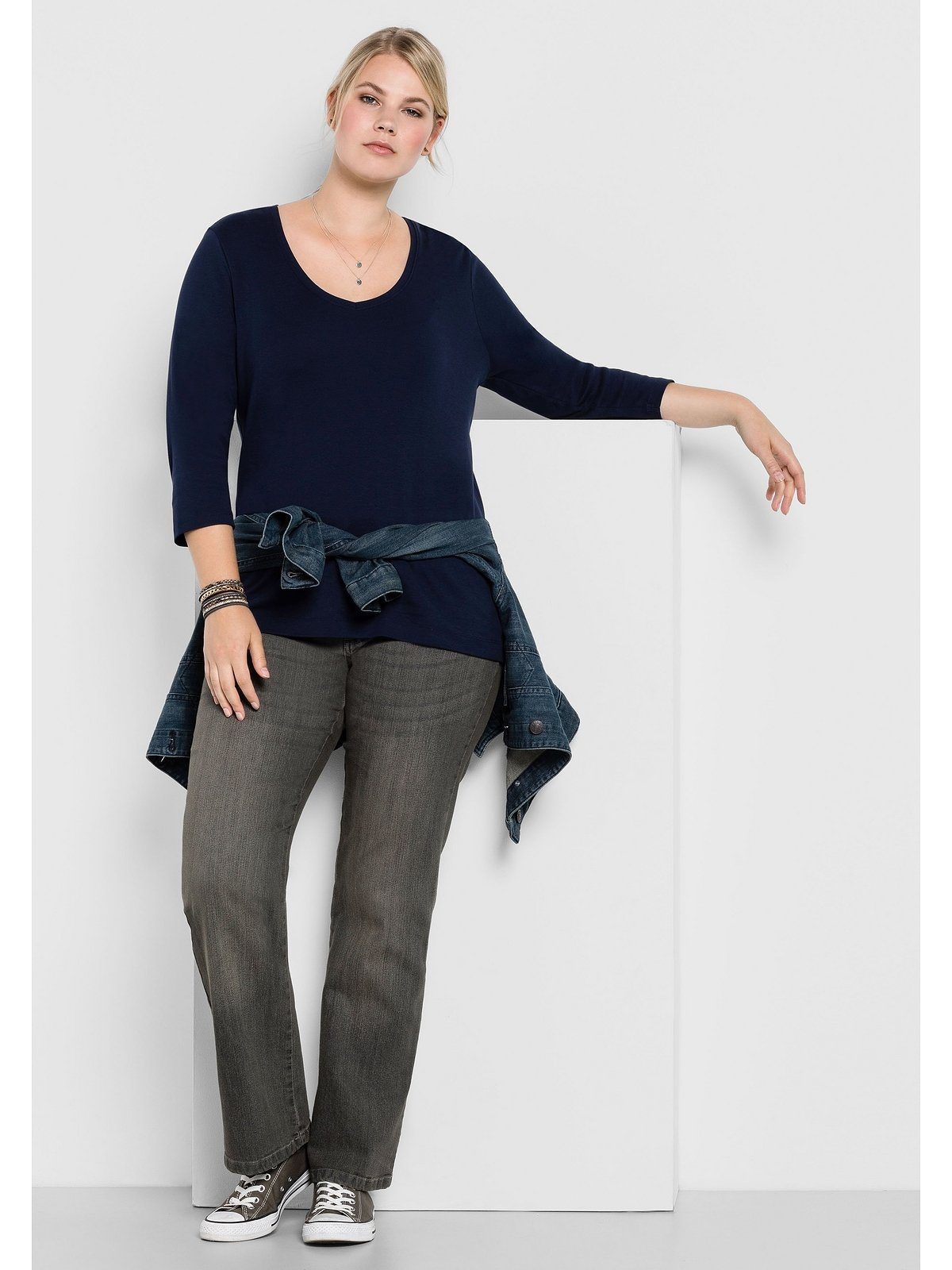 Sheego Bootcut-Jeans Große Größen in 5-Pocket-Form, mit Used-Effekten