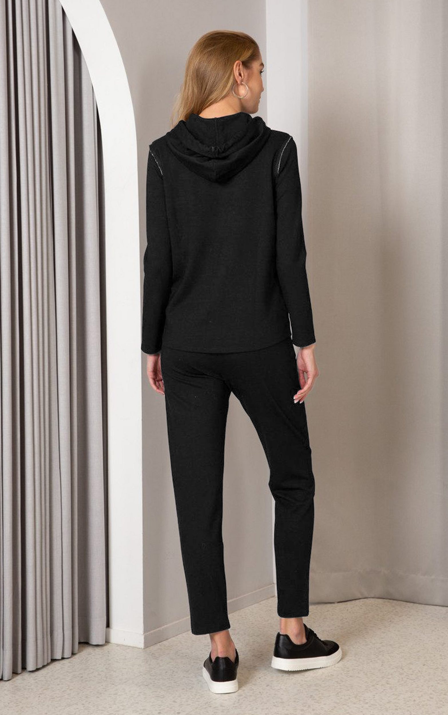 Passioni Sweatpants mit Streifendetails am Gummibund und Bindebändern Schwarz
