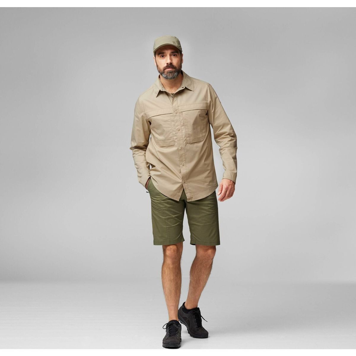 Fjällräven Funktionsshirt Abisko Trail Shirt LS M Funktionales Herrenhemd für Outdoor-Aktivitäten mit G-1000 Air