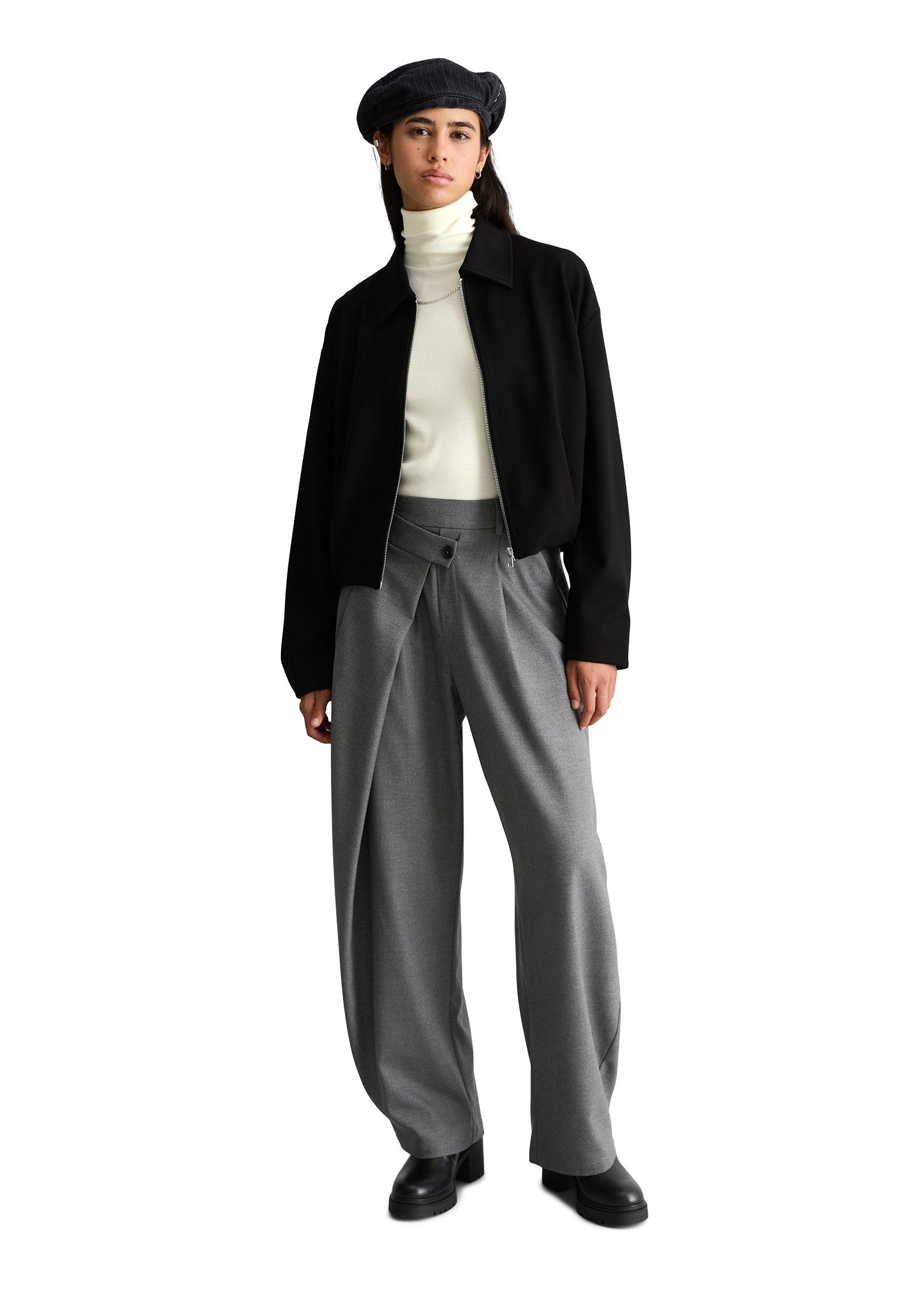 Marc O'Polo DENIM Chinohose aus recyceltem Polyester, Viskose und Elasthan – Bild 5 von 5