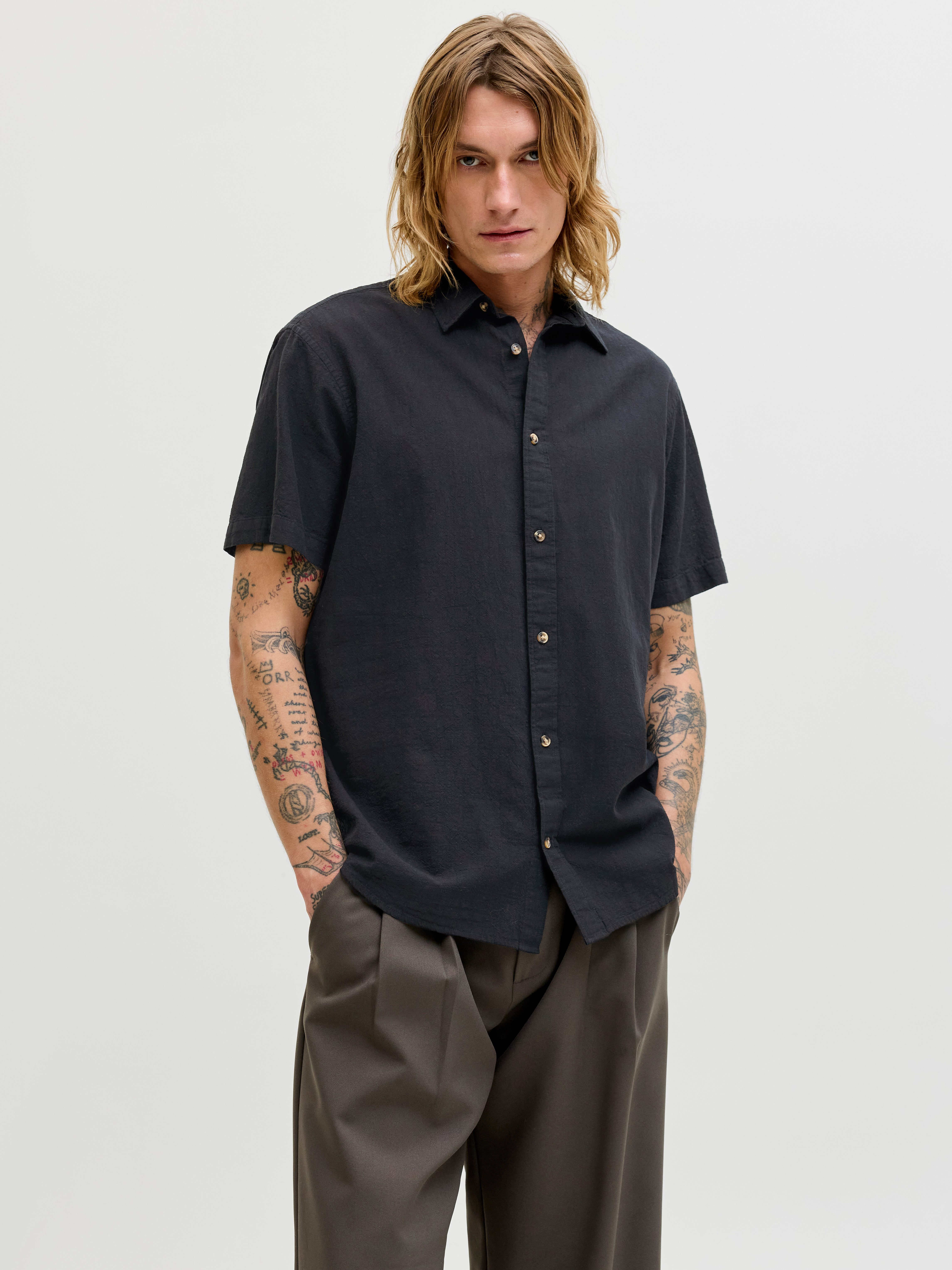 Jack & Jones Kurzarmhemd JJESUMMER LINEN BLEND SHIRT S/S SN Baumwolle mit Leinen, regular fit