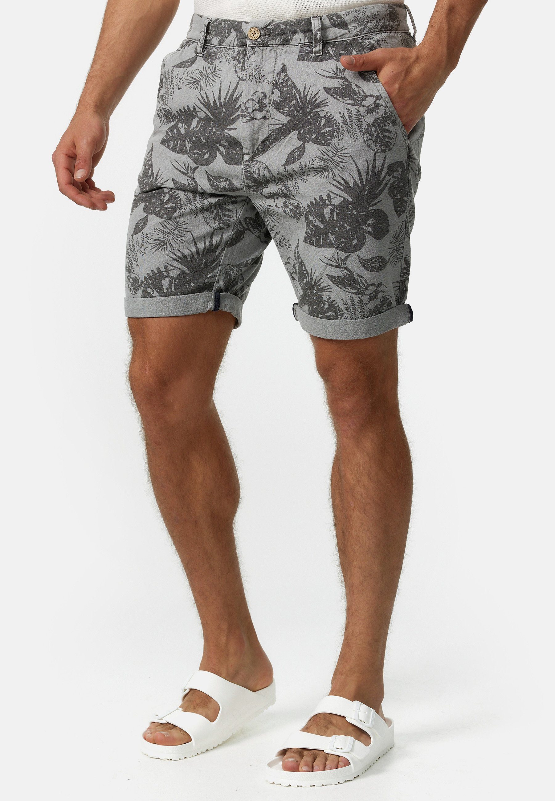 Indicode Chinoshorts Herren Curtain Chino Shorts Herrenshorts Chino Shorts mit sommerlichem Blumenprint und einem Gürtel