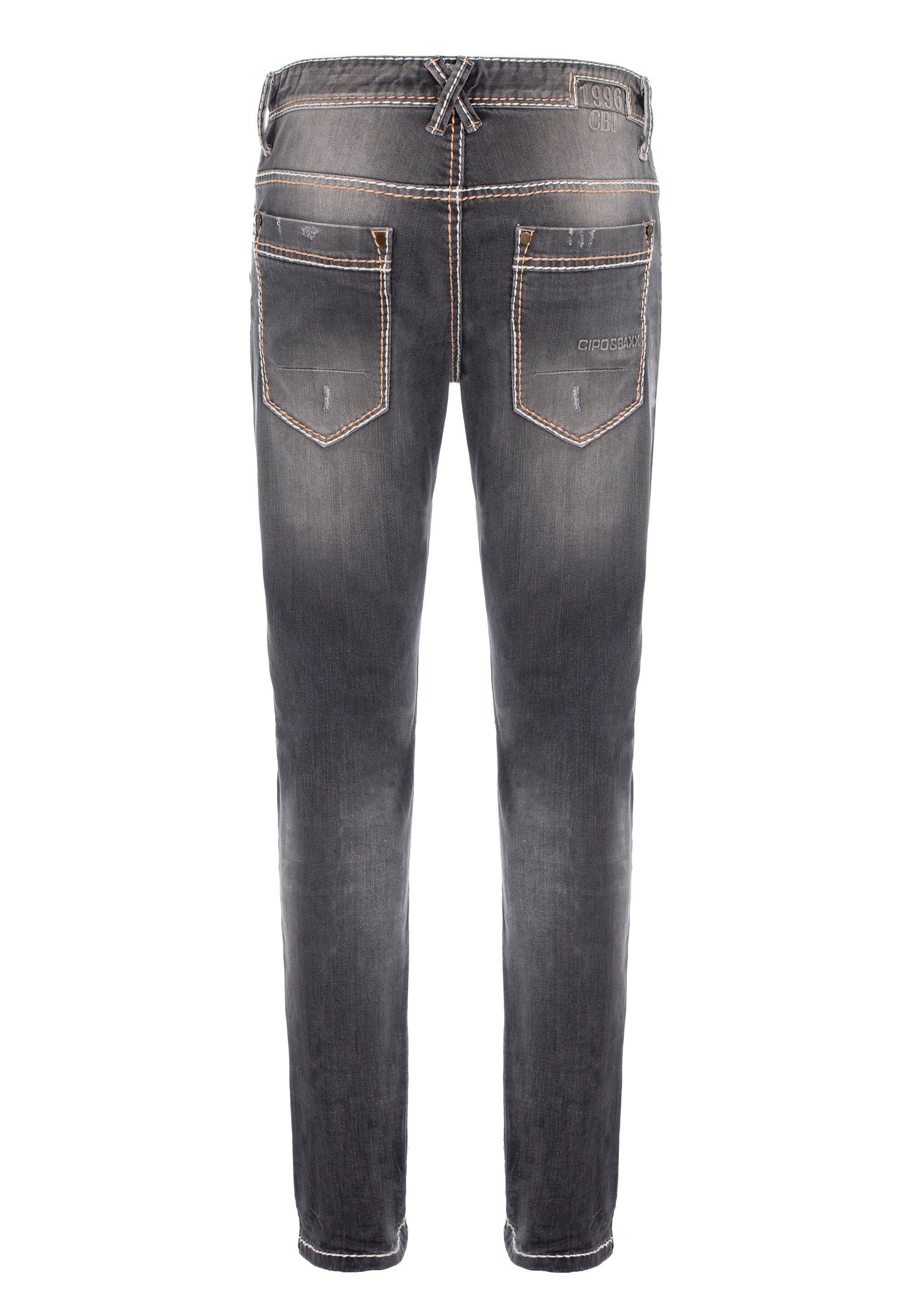 Cipo & modernem Jeans in Straight Fit-Schnitt CD668 Baxx Bequeme