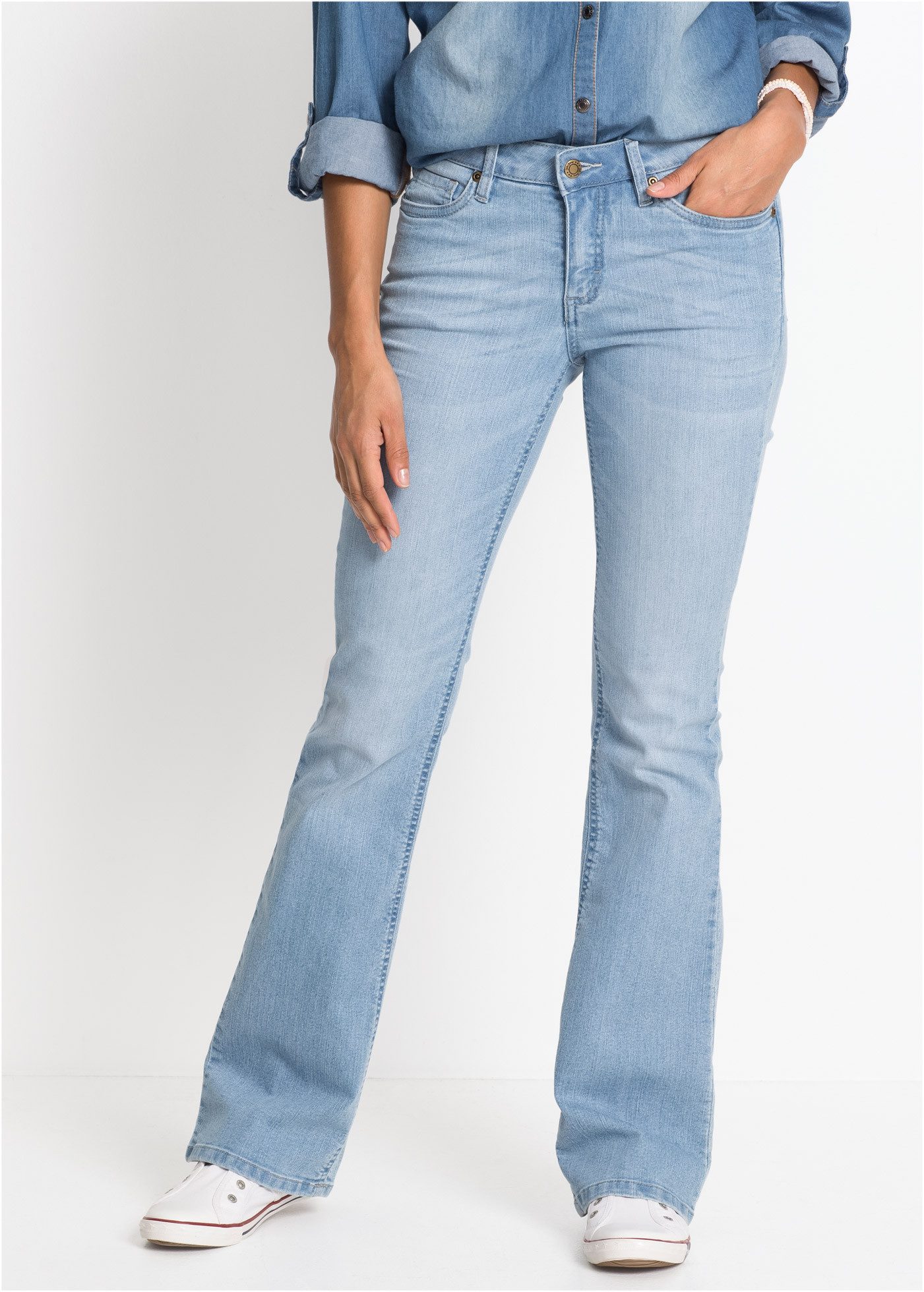 bonprix Bootcut-Jeans Slim Fit Passform, aus Baumwollmischung mit Stretch-Anteil