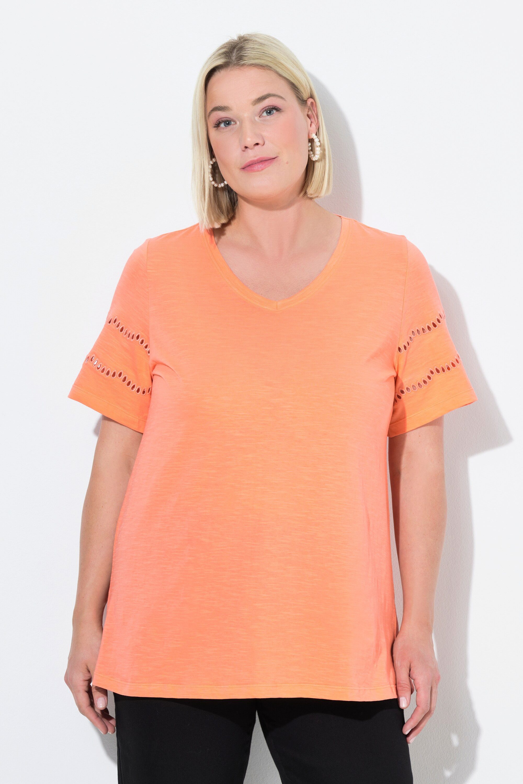 Ulla Popken T-Shirt T-Shirt Lochstickerei A-Linie V-Ausschnitt günstig online kaufen