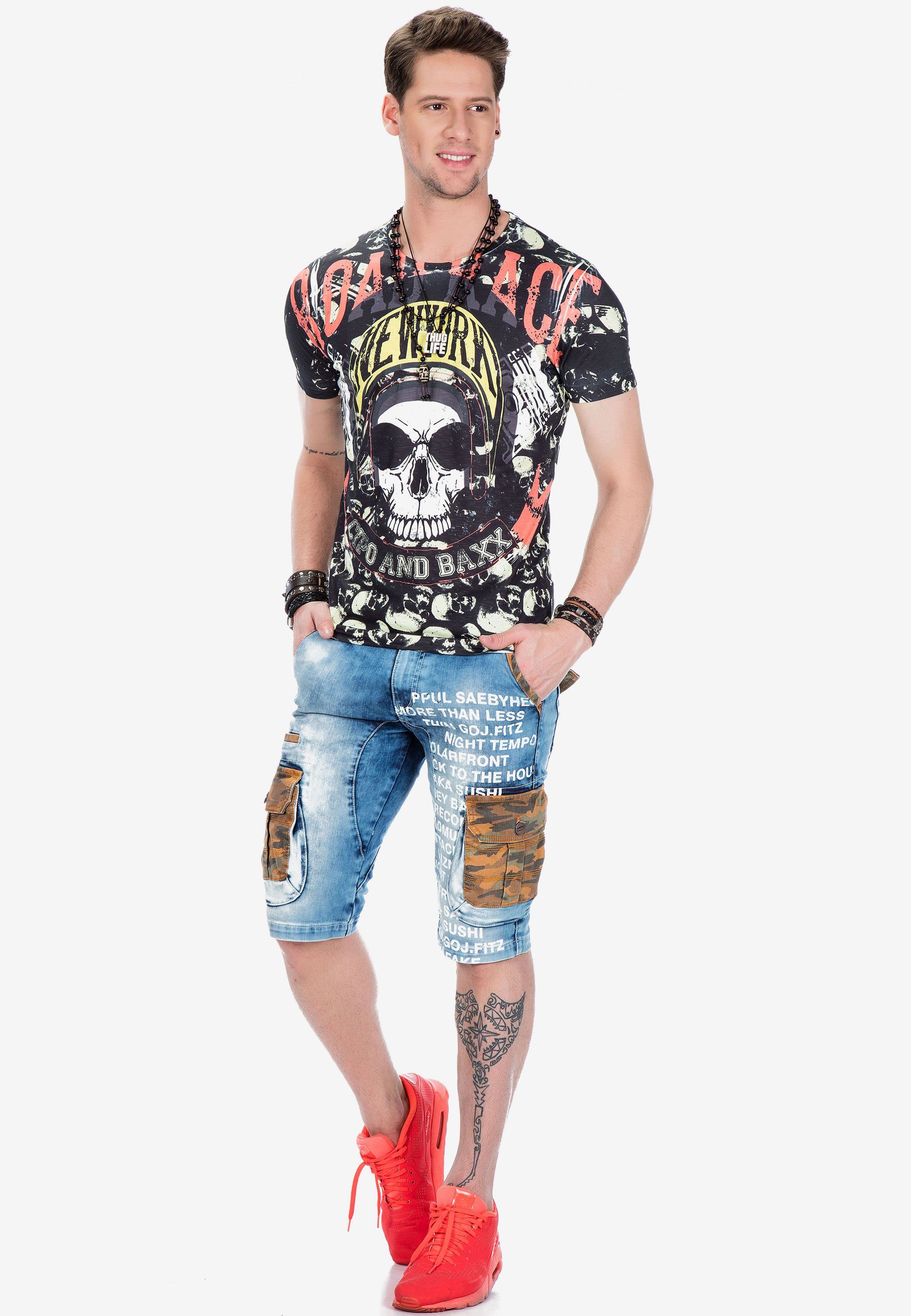 Cipo & T-Shirt Baxx mit All-Over-Print lässigem