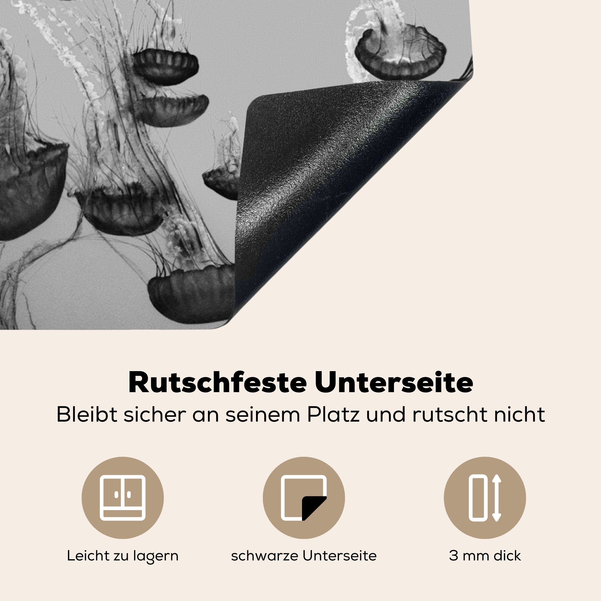 Induktionskochfeld Weiß, - Meer küche, tlg), 81x52 Herdblende-/Abdeckplatte - - Vinyl, die Schwarz Schutz cm, MuchoWow (1 Ceranfeldabdeckung Qualle für