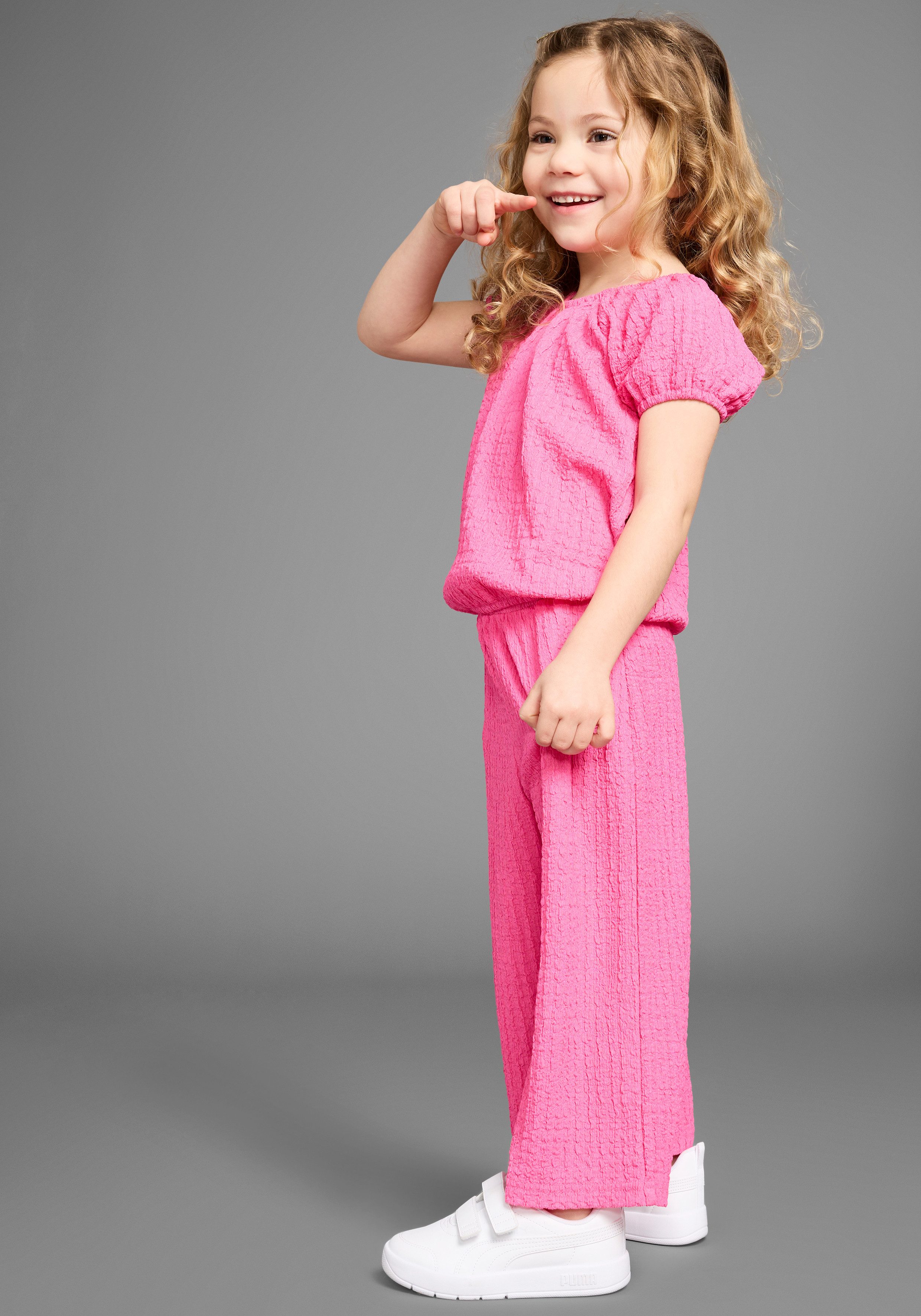 KIDSWORLD Shirt & Hose Set: Carmen-Top + Hose (Set, 2-tlg., 2) Ganzes Outfit: Shirt mit Raglanärmeln und Hose