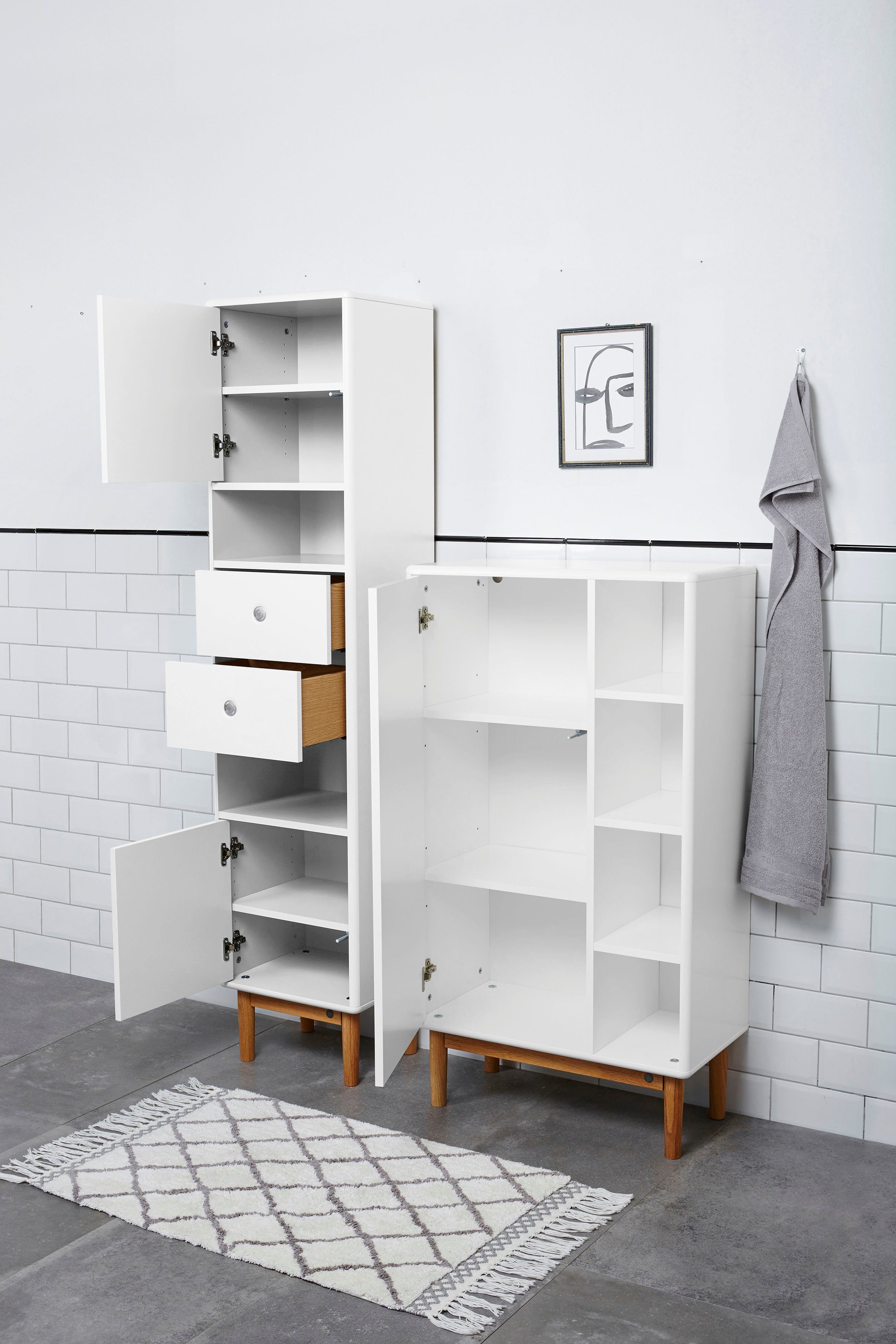 TOM TAILOR HOME Hochschrank Türen BATH 40 2 Push-to-Open,Füße Breite Eiche, cm brilliant & mit white Schubladen, mit COLOR 2