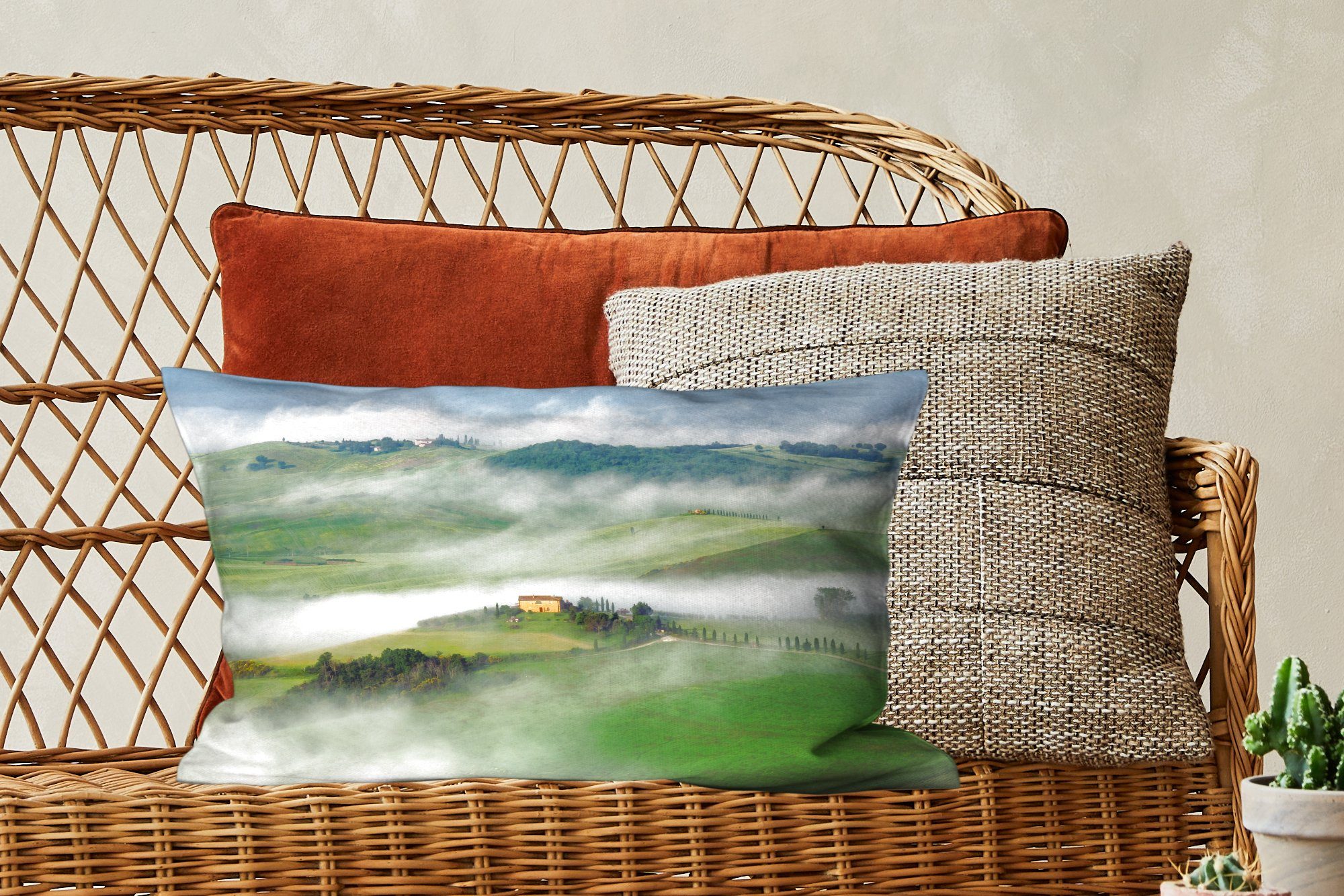 Schlafzimmer - Wohzimmer - Landschaft Dekokissen Nebel Toskana, Zierkissen, MuchoWow Dekokissen Dekoration, Füllung, Berg - mit