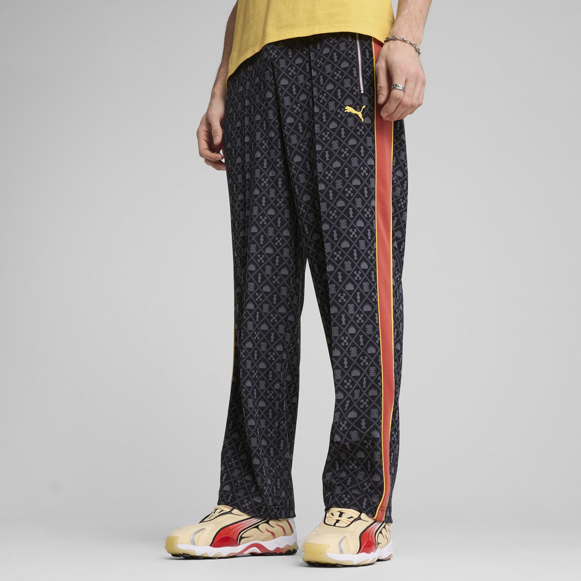 PUMA Sporthose Road To Unity Graphic Relaxed Trainingshose Herren