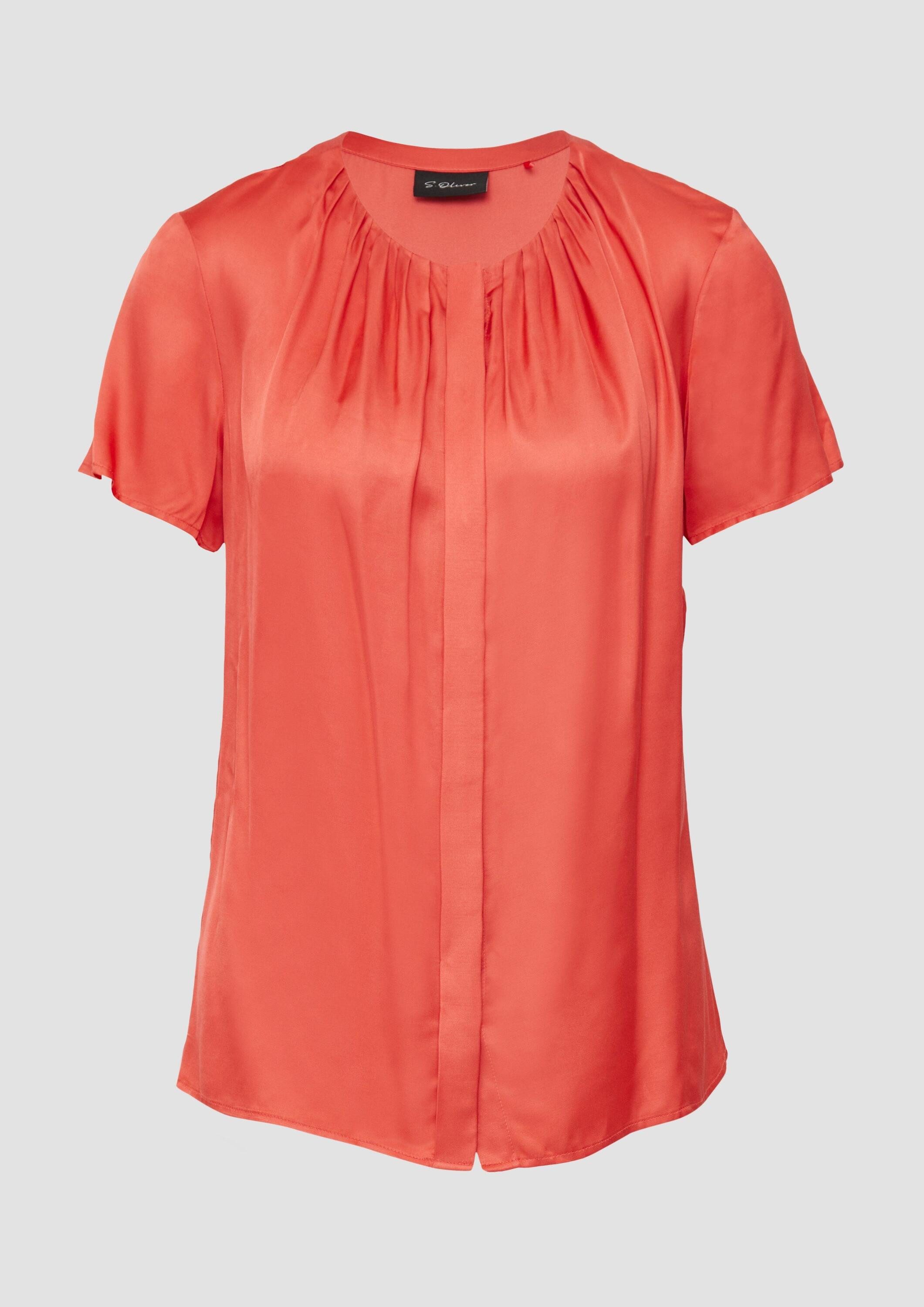 s.Oliver Kurzarmbluse Bluse Satinbluse aus Viskose mit verdeckter Knopfleiste