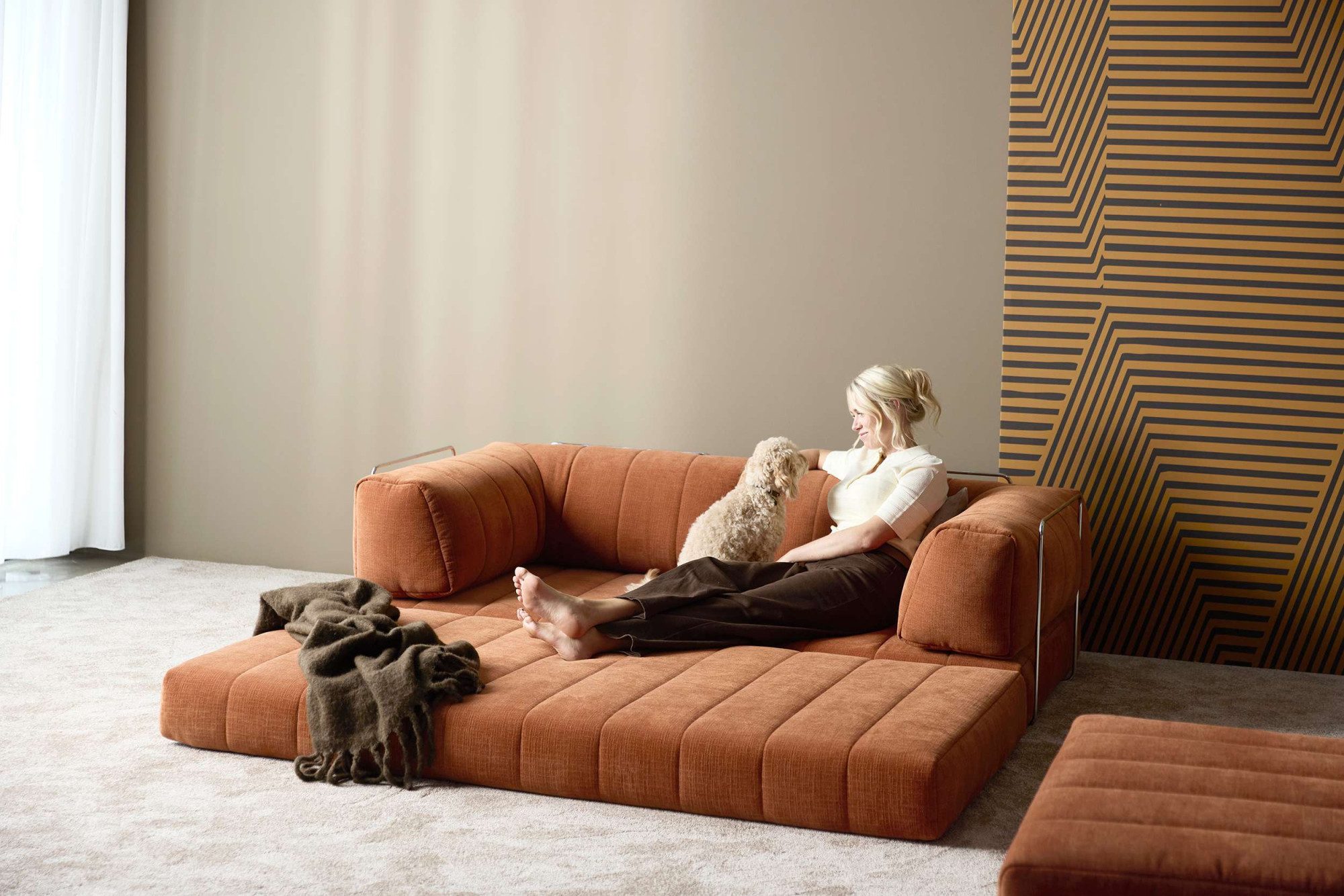 INNOVATION LIVING ™ Schlafsofa Cozypad C02 - Modulsofa mit Daybed-Funktion – umklappbar, Mehr Komfort, mehr Platz zum Entspannen und flexibel anpassbar