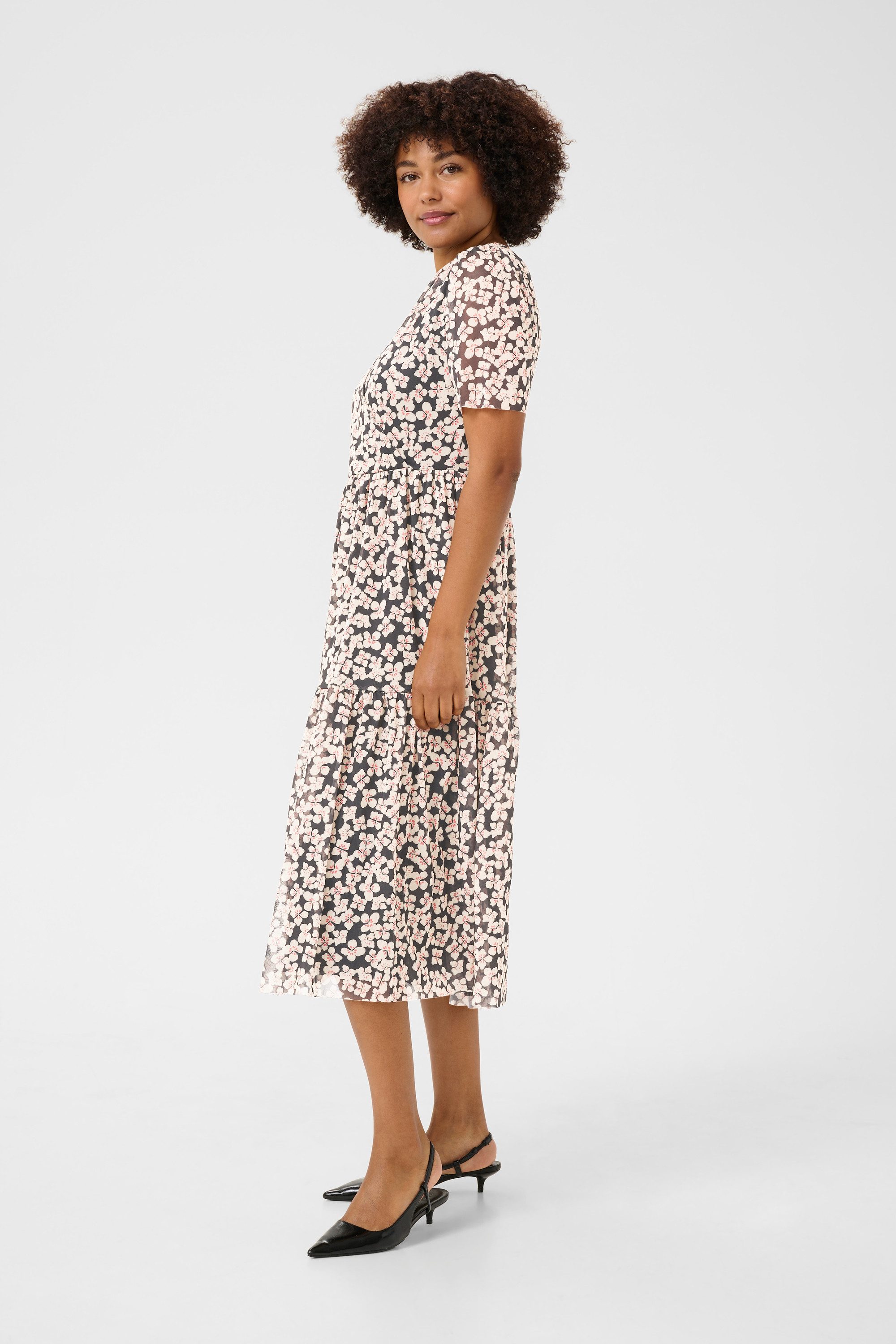 SOAKED IN LUXURY Jerseykleid Jerseykleid SLAldora