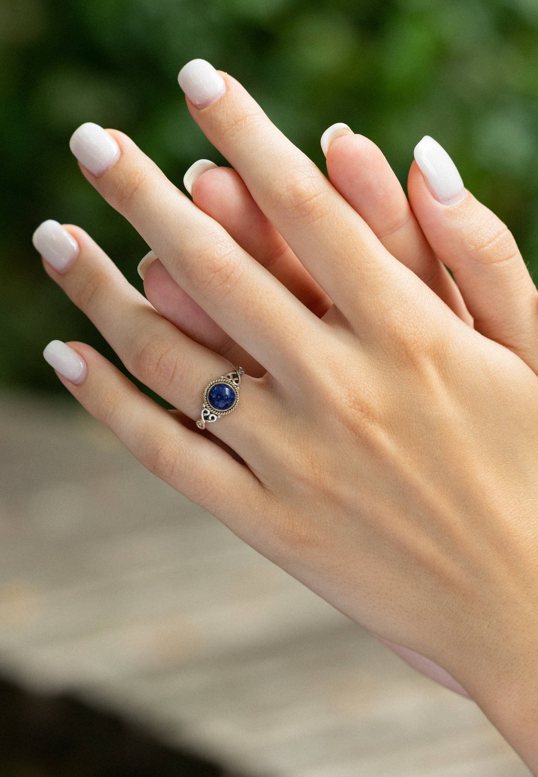 mantraroma Silberring 925er Silber mit Lapis Lazuli, Lieferung in kleinem  Stoffbeutel