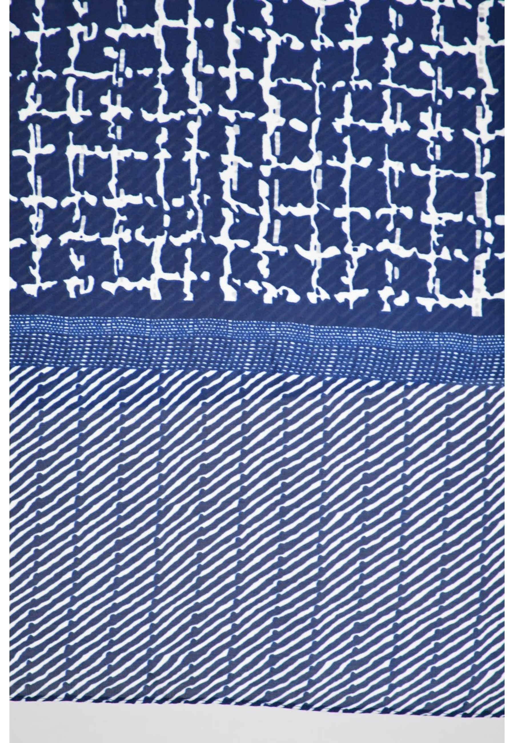 Blue Chilli Schal Stilvoller für Design2 Seide, jedes Frauen, Outfit Hochwertiger für Schal aus Party, bedruckter Eleganz Modedesigner Seidenschal Kopftuch