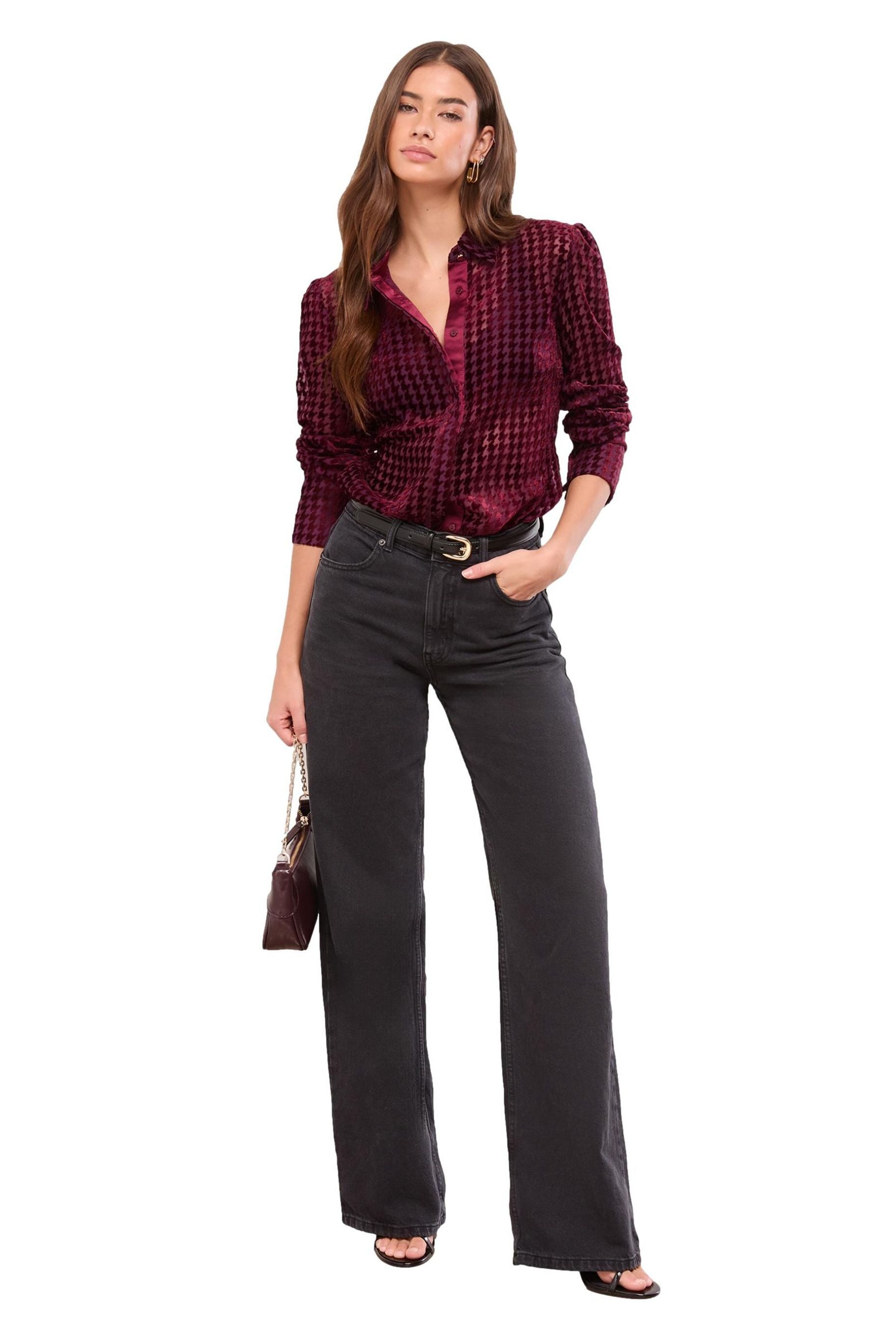 LIPSY Hemdbluse Lipsy Regular-Fit-Hemd mit Button-Down-Kragen (1-tlg)