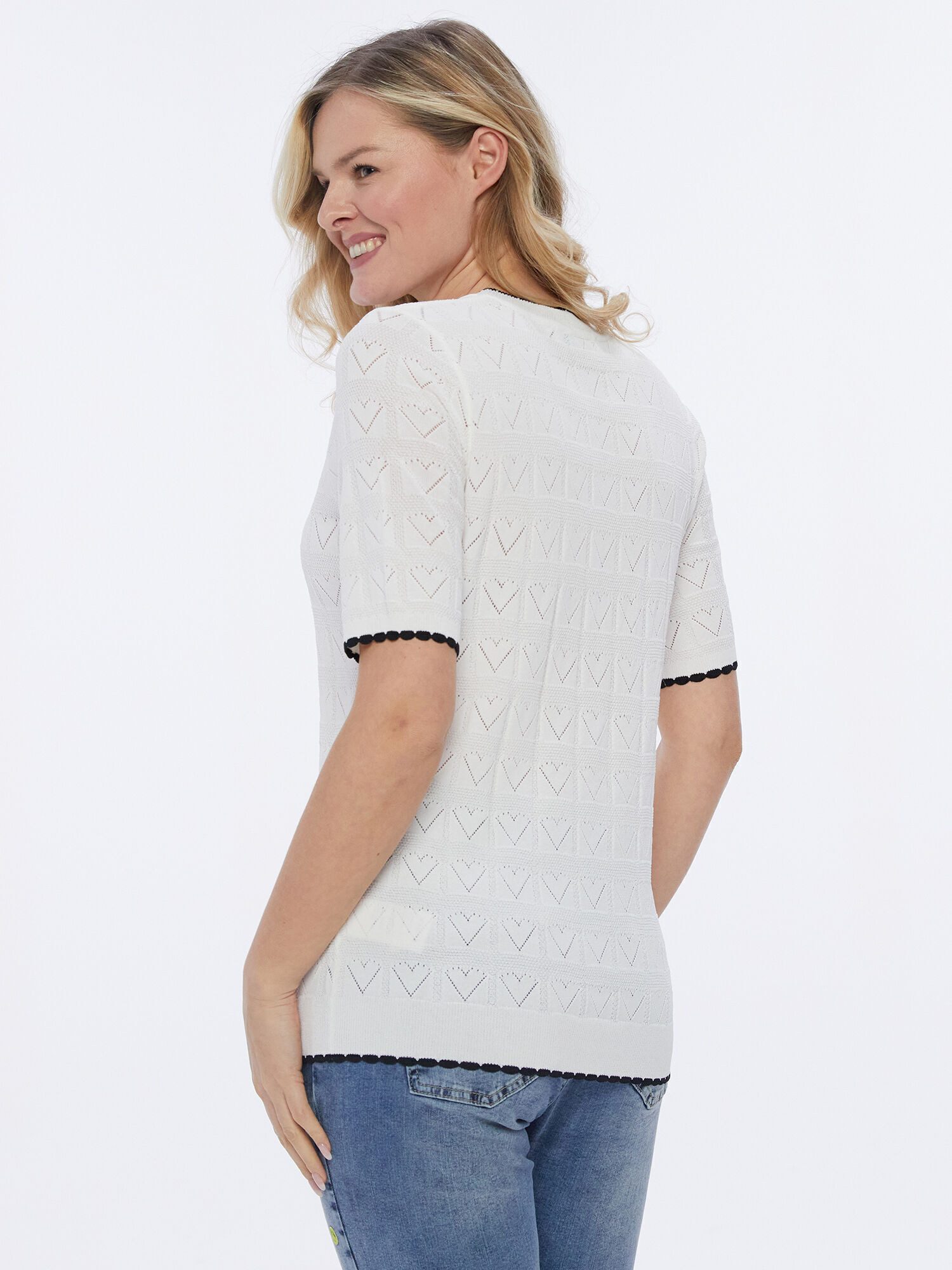 Edwina Eidtmann Rundhalspullover Kurzarmshirt mit allover Herzintarsien mit allover Herzintarsien