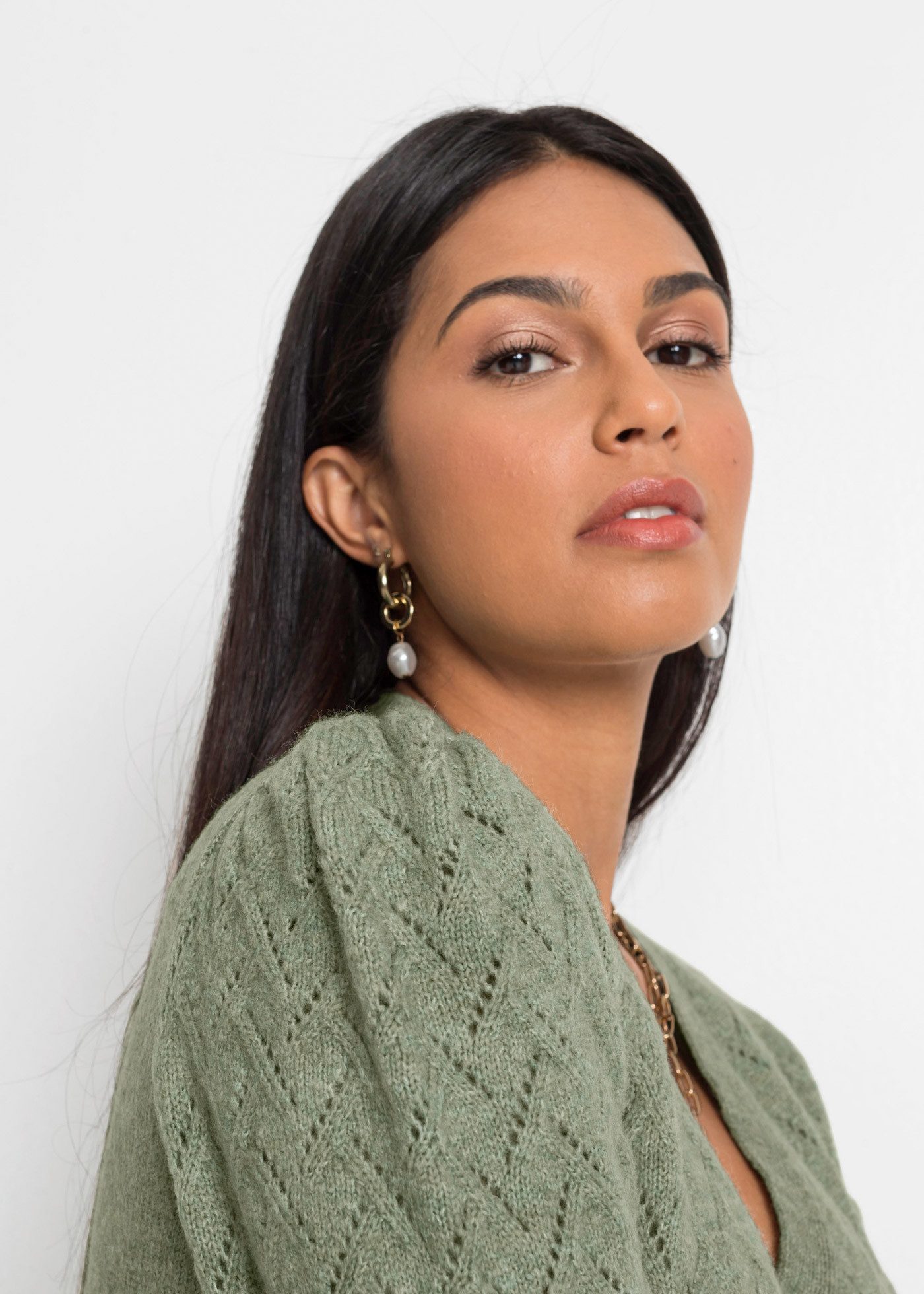 bonprix Wickelpullover aus Polyacryl und Polyester, mit V-Ausschnitt, mit Puffärmeln