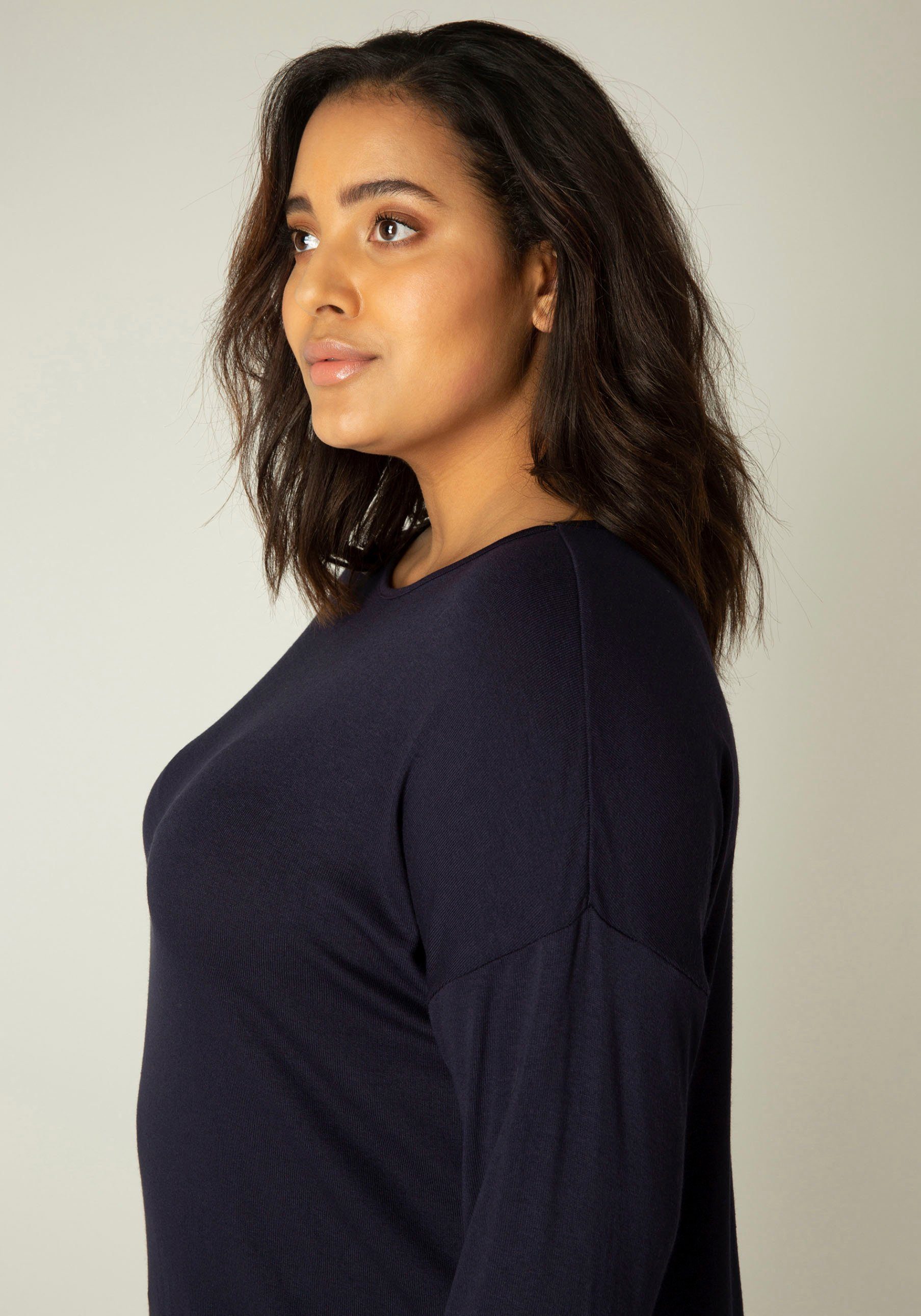 Ausschnitt Langarmshirt Curvy Level weitem dark Adele Lang geschnitten navy Base mit blue