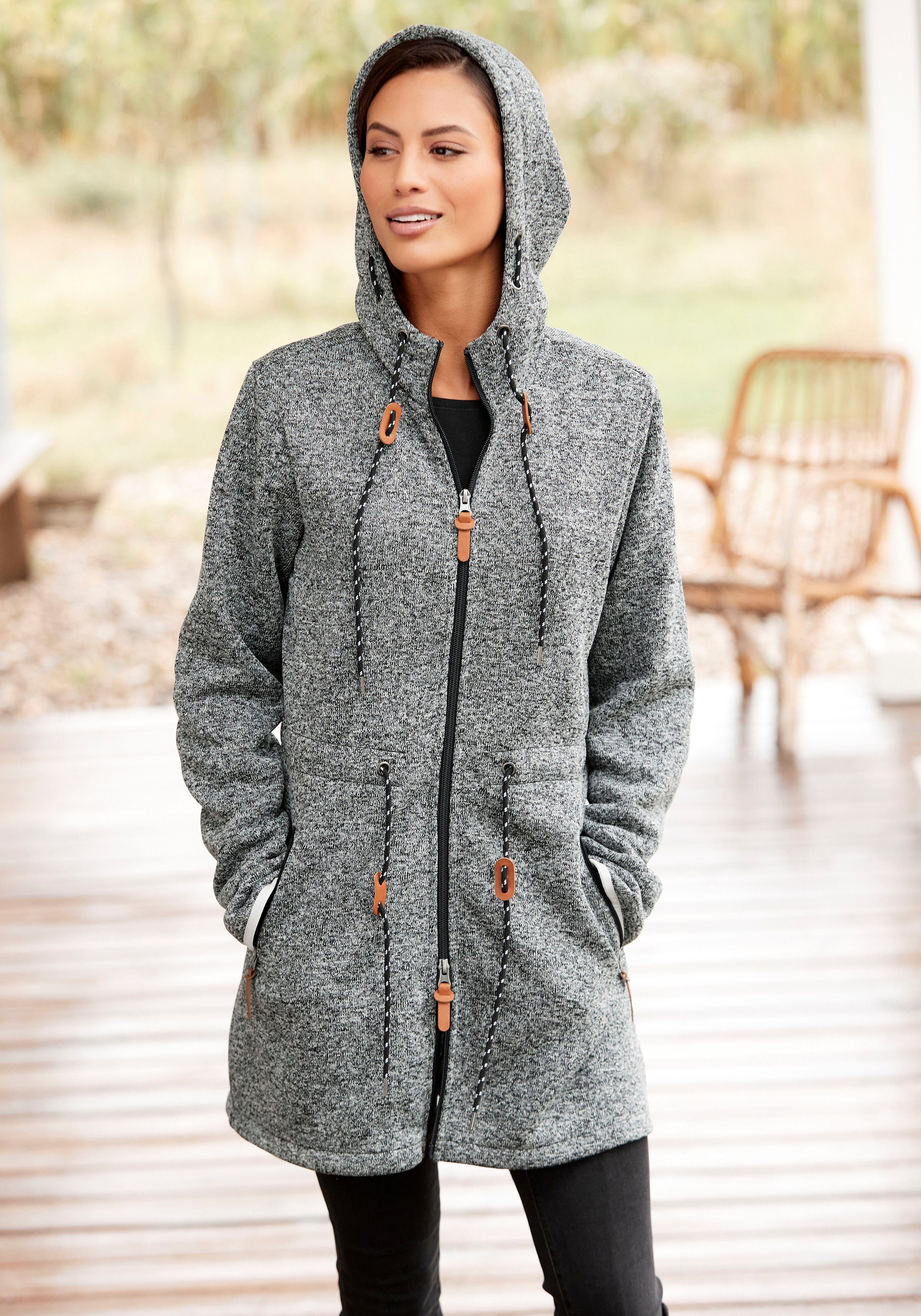 LASCANA Strickfleecejacke mit Kapuze