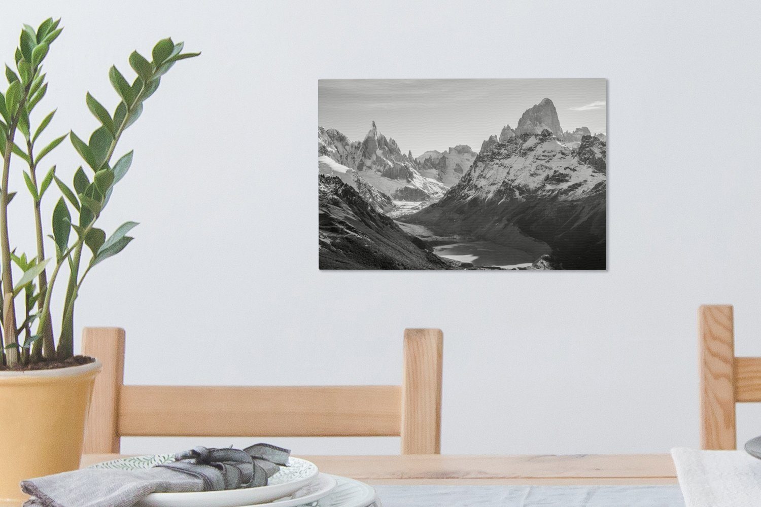 St), OneMillionCanvasses® Wanddeko, (1 Fitzroy Aufhängefertig, Eine schöne cm den Leinwandbilder, 30x20 Aussicht Cerro schwarz-weiß, - Leinwandbild auf Wandbild