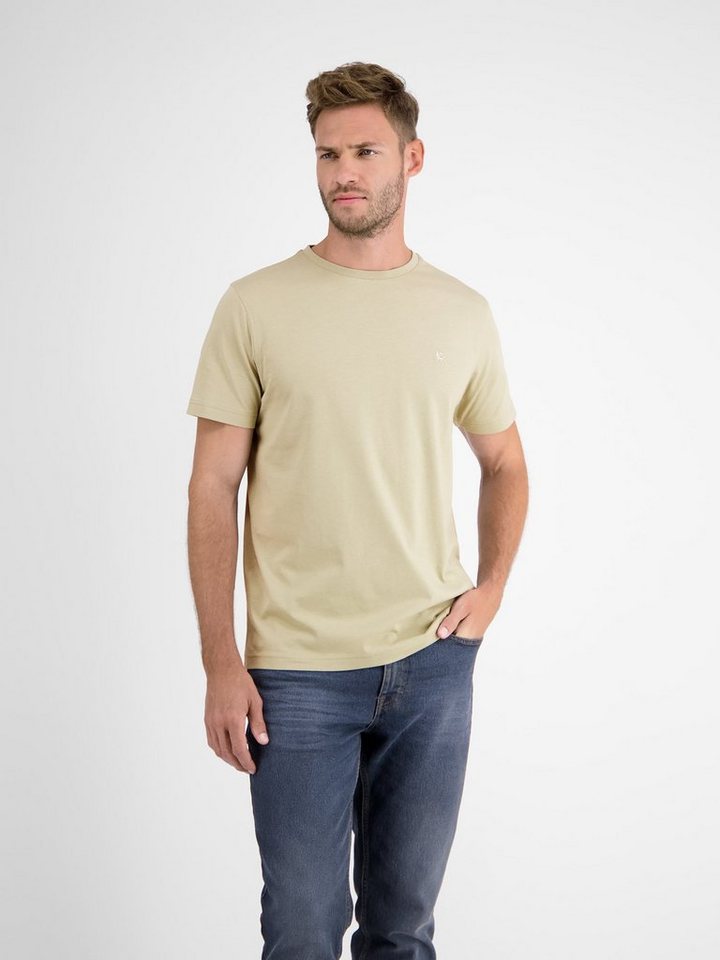LERROS T-Shirt LERROS Basic T-Shirt in vielen Farben, Logostick auf der  Brust