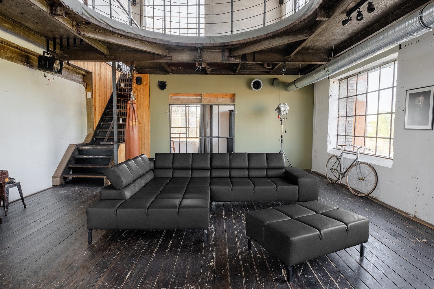 KAWOLA Ecksofa, L-Form rechts oder links Leder mit Hocker und motorischem Sitzvorzug