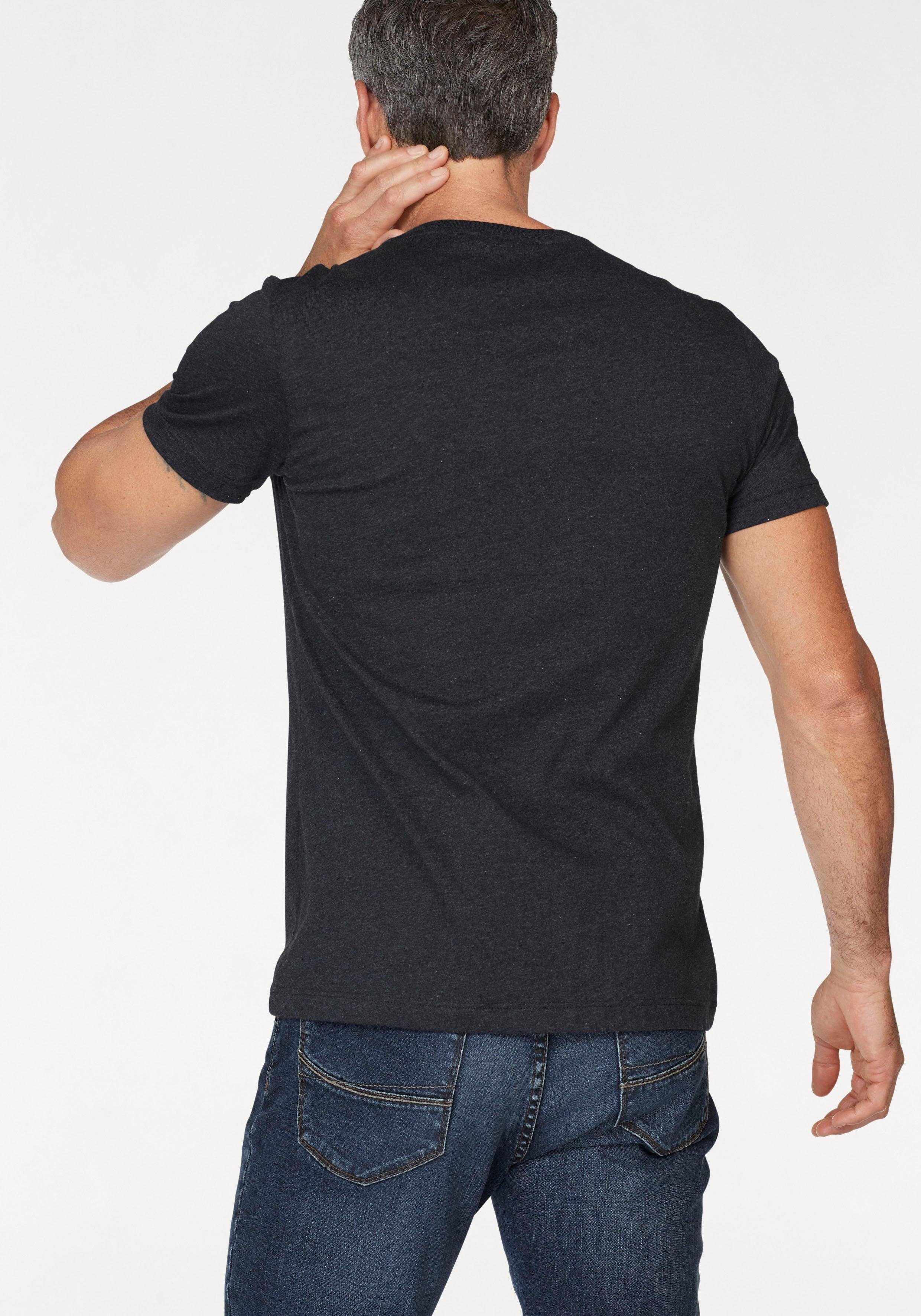 schwarz mit Lacoste Lacoste-Krokodil T-Shirt auf (1-tlg) der Brust