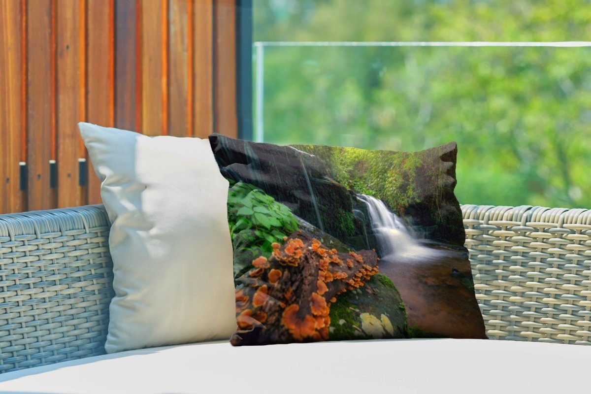 MuchoWow Dekokissen Regenwald Polyester, im Hin Outdoor-Dekorationskissen, Kissenhülle Rong, Daeng-Wasserfall des Phu tropischen Mun Dekokissenbezug